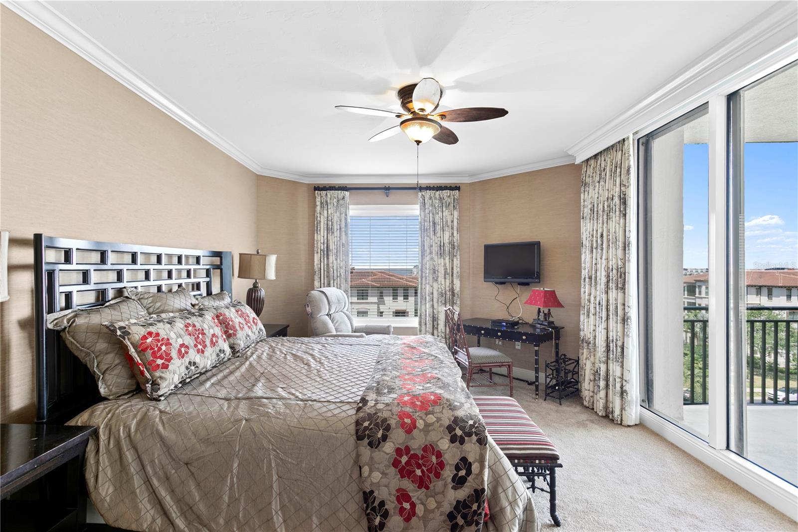 Image 26 of 74 For 5823 Bowen Daniel Drive 606