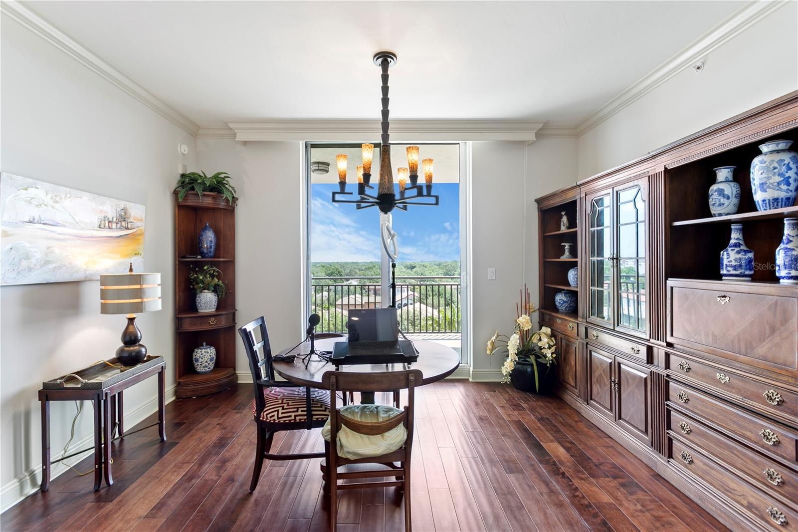 Image 31 of 74 For 5823 Bowen Daniel Drive 606
