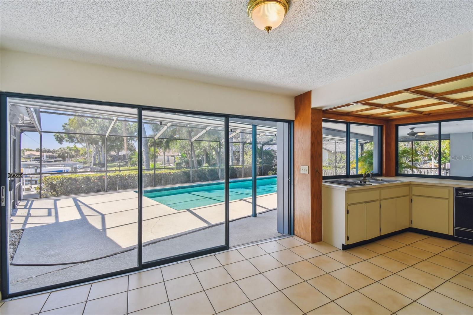 Image 13 of 38 For 4226 Saltwater Boulevard