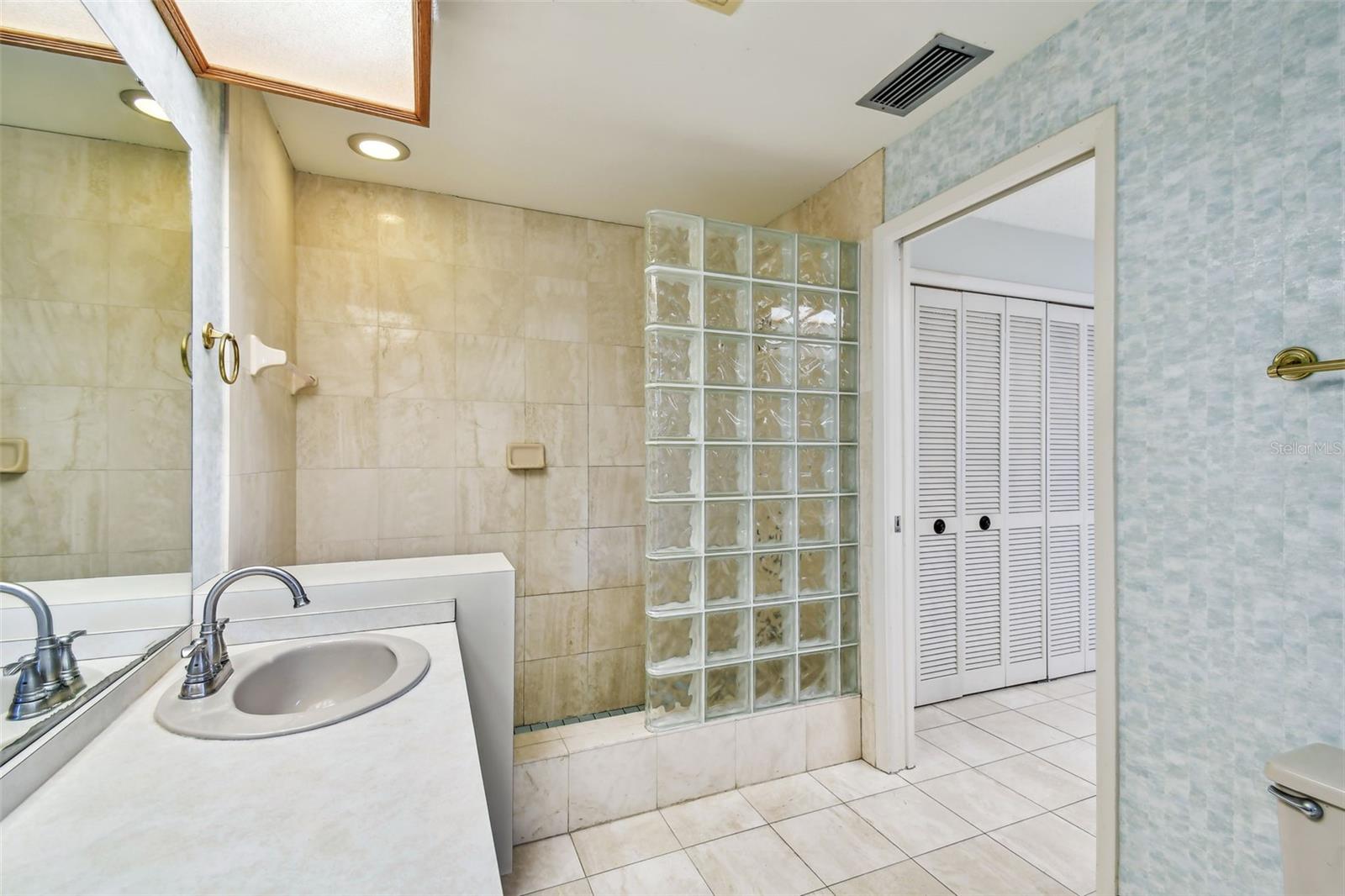 Image 30 of 38 For 4226 Saltwater Boulevard