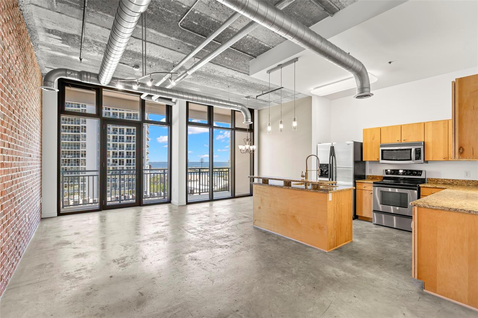 Image 3 of 50 For 175 2nd Street S 907