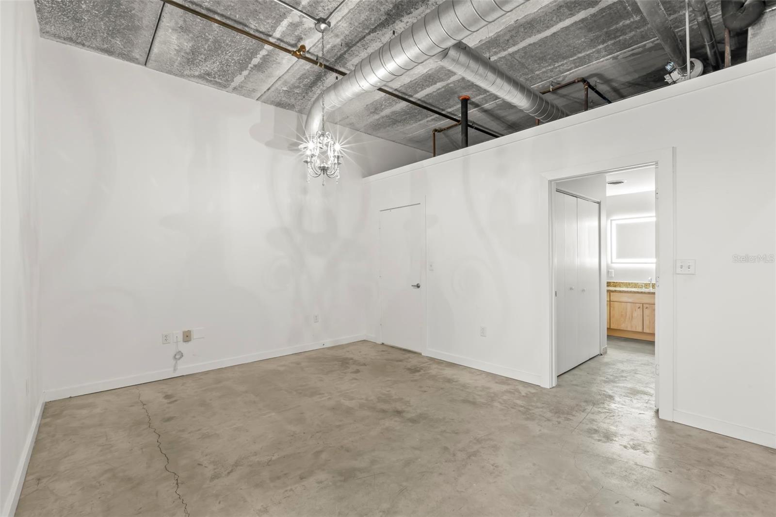 Image 32 of 50 For 175 2nd Street S 907