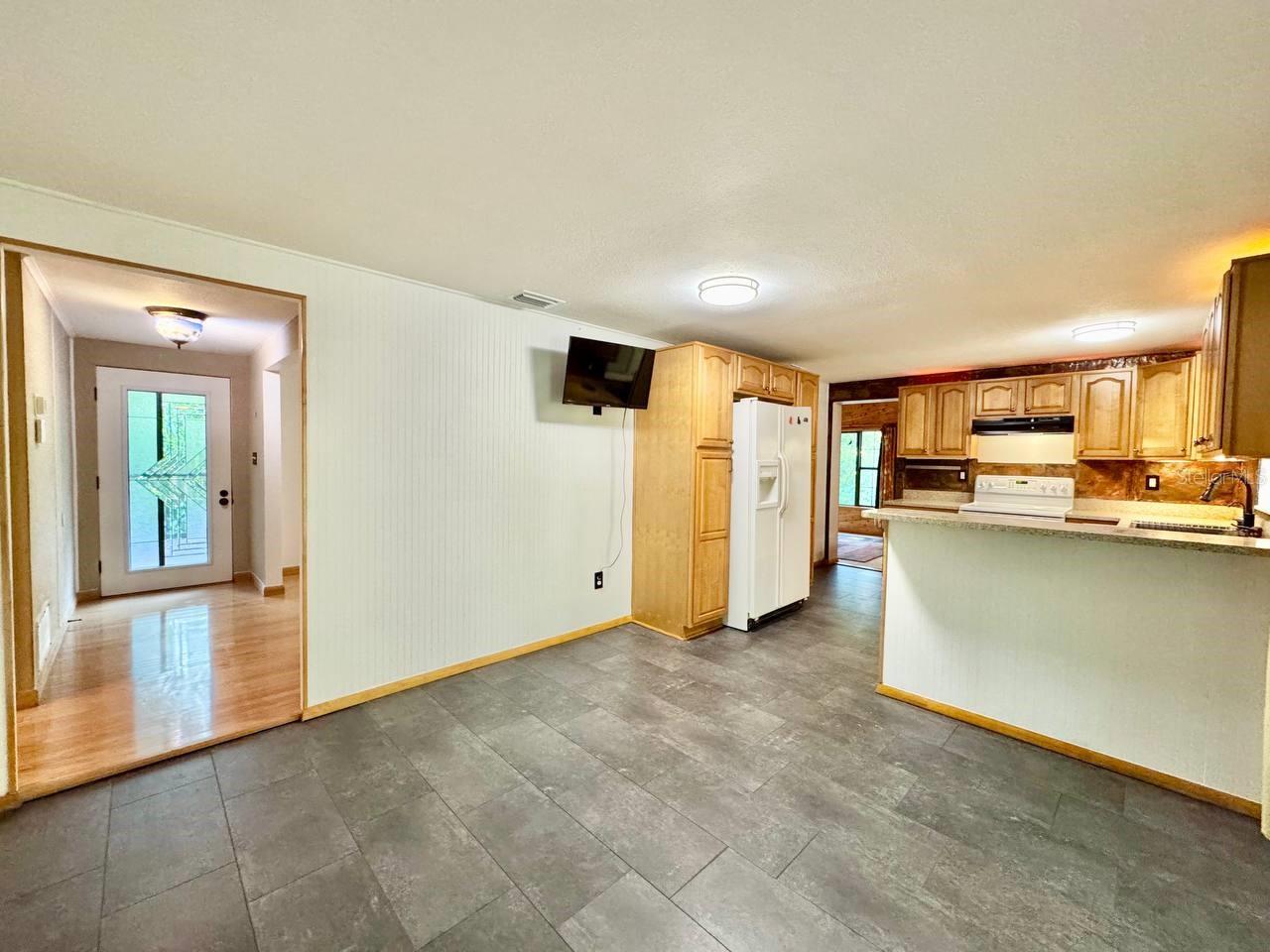 Image 16 of 59 For 14824 23rd Street