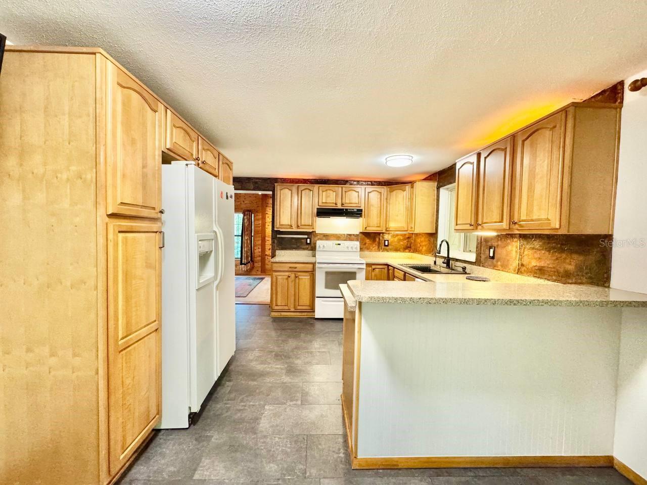 Image 18 of 59 For 14824 23rd Street