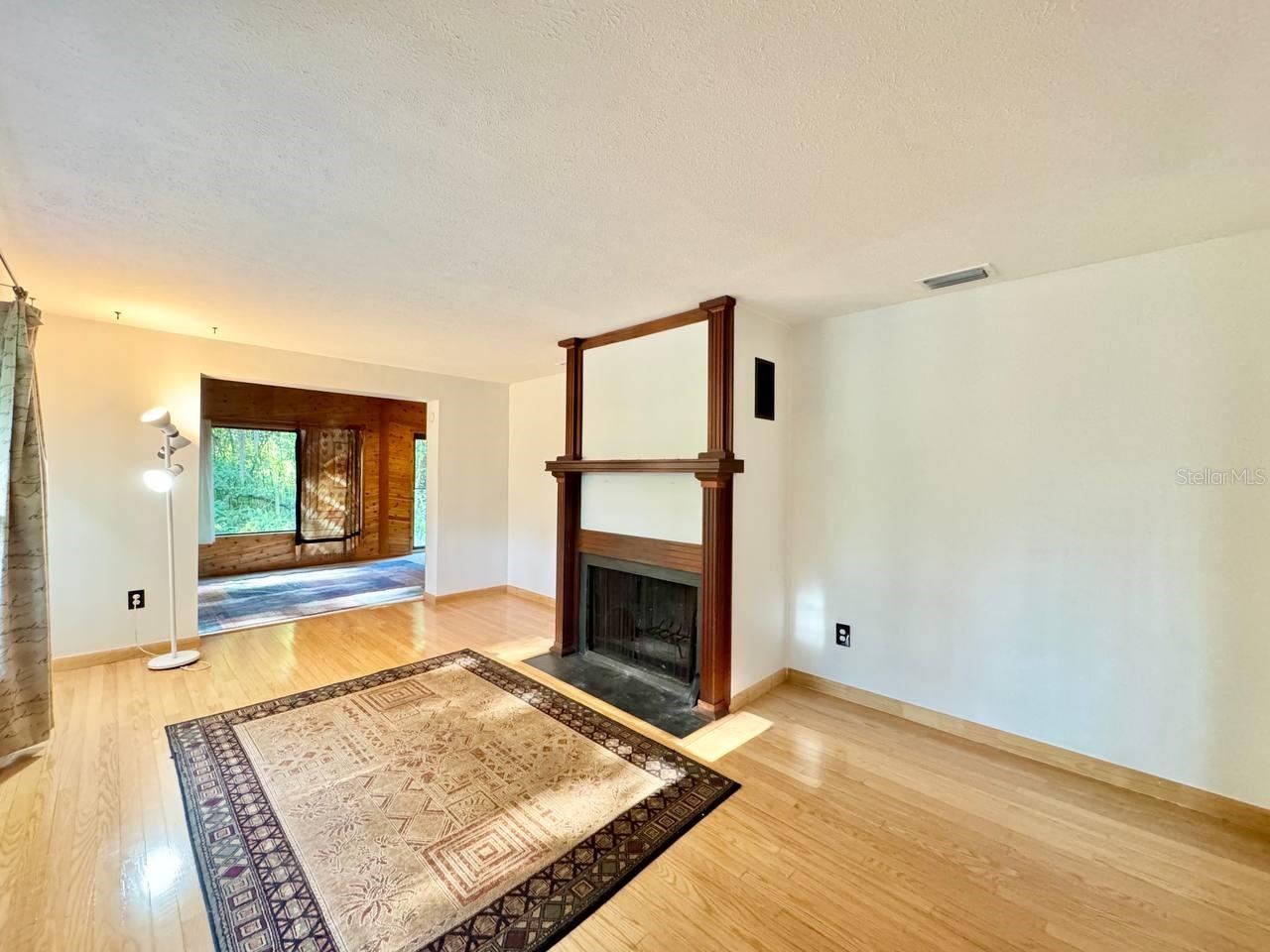 Image 4 of 59 For 14824 23rd Street