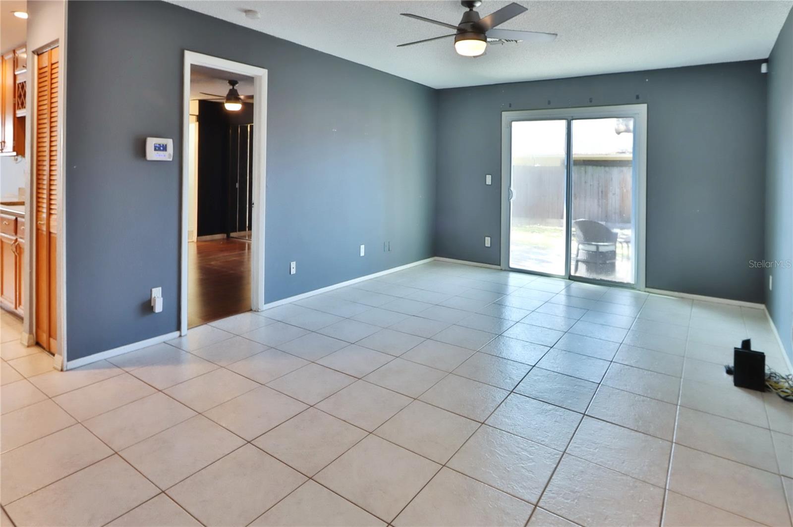 Image 12 of 24 For 1915 Peppertree Drive