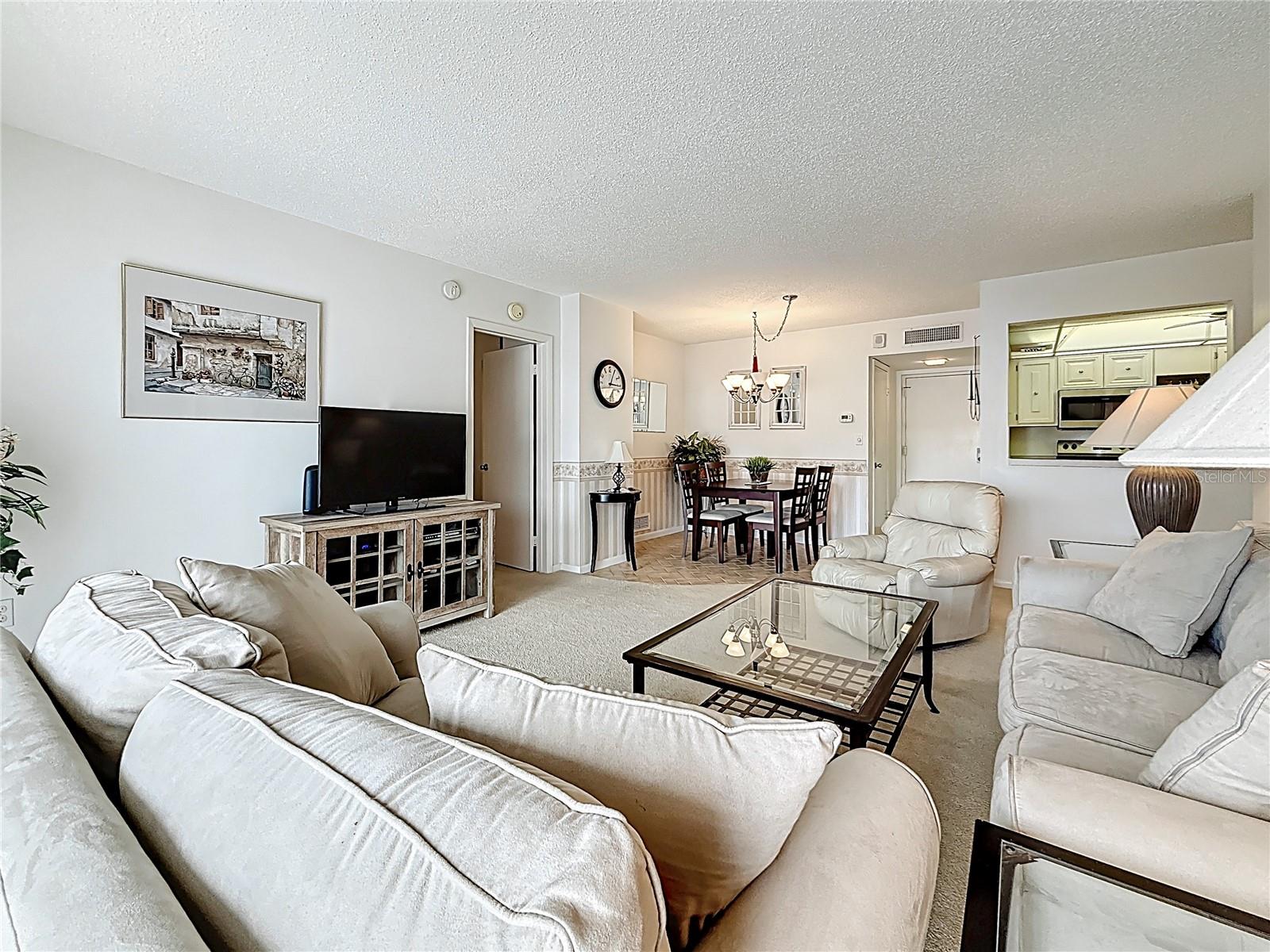 Image 21 of 50 For 4900 Brittany Drive S 211