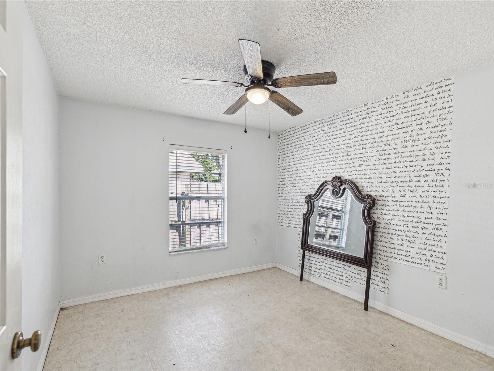 Image 9 of 22 For 2050 28th Avenue N