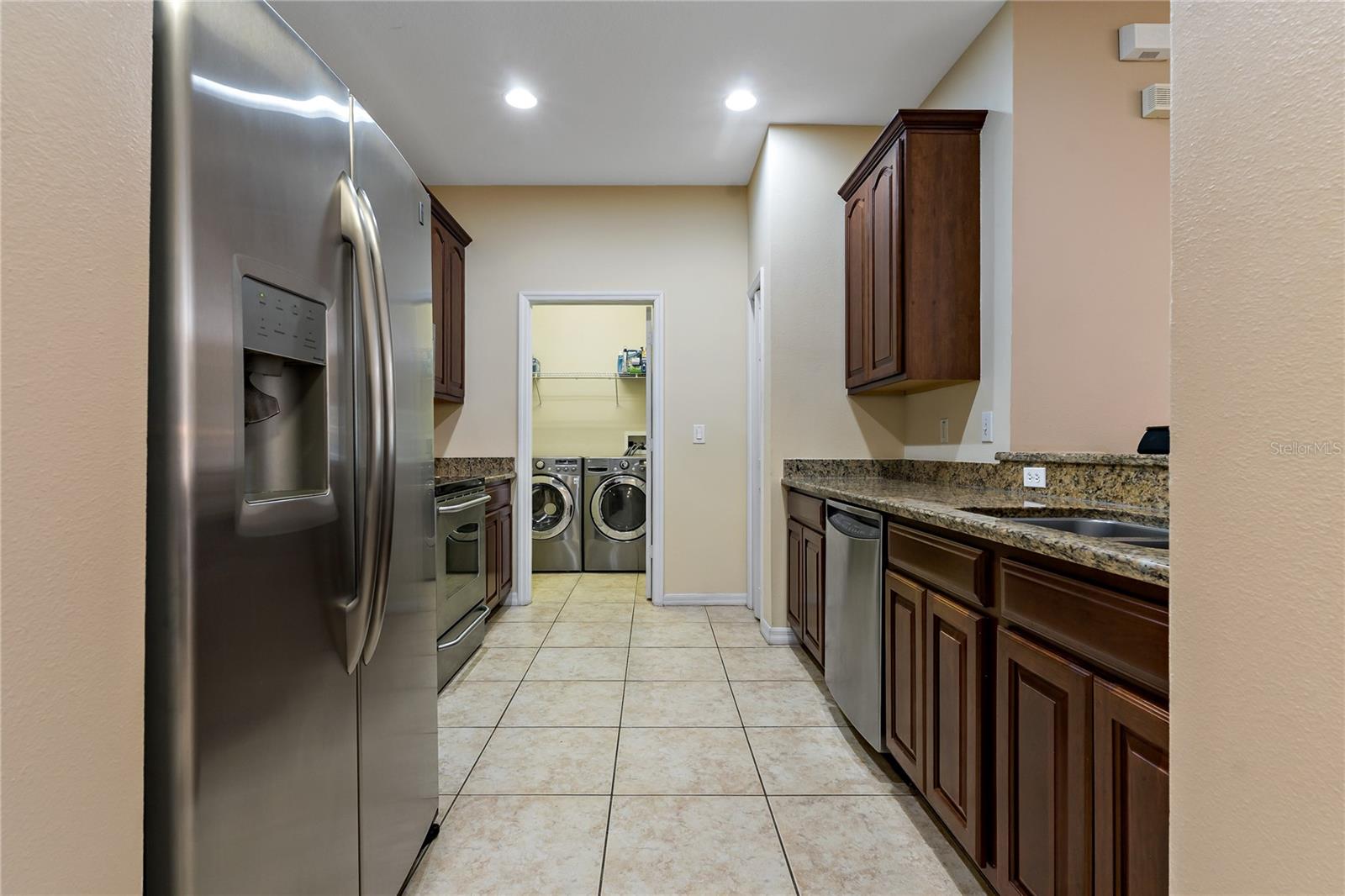 Listing photo id 9 for 20117 Indian Rosewood Drive