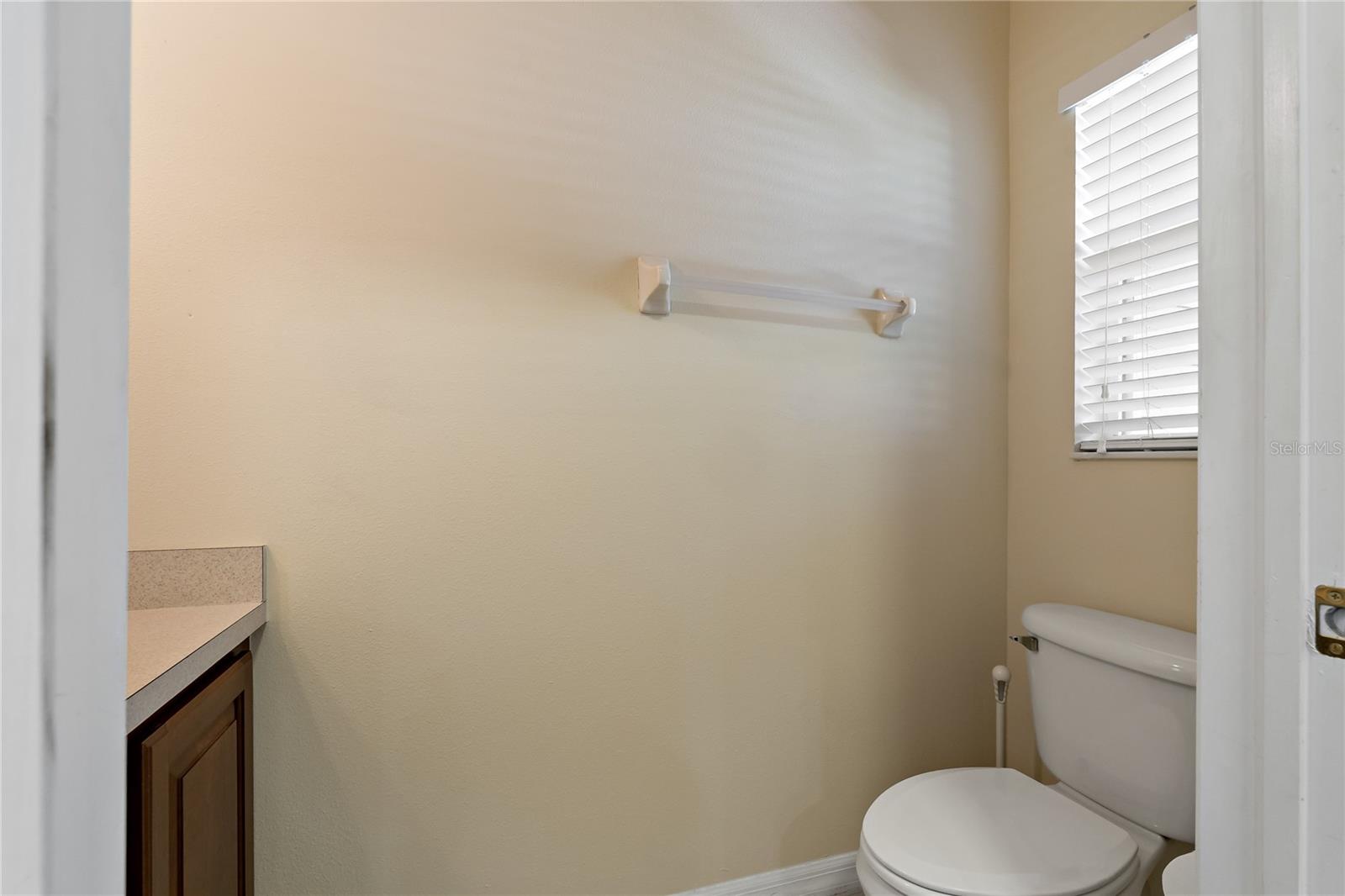 Listing photo id 16 for 20117 Indian Rosewood Drive