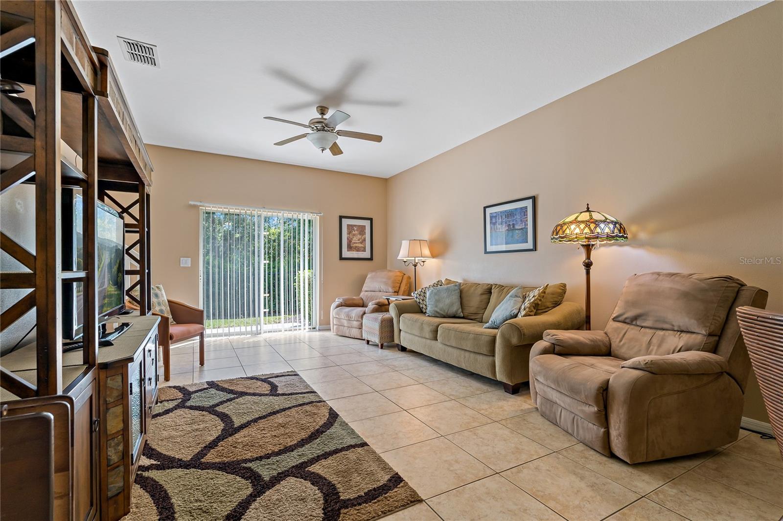 Listing photo id 19 for 20117 Indian Rosewood Drive