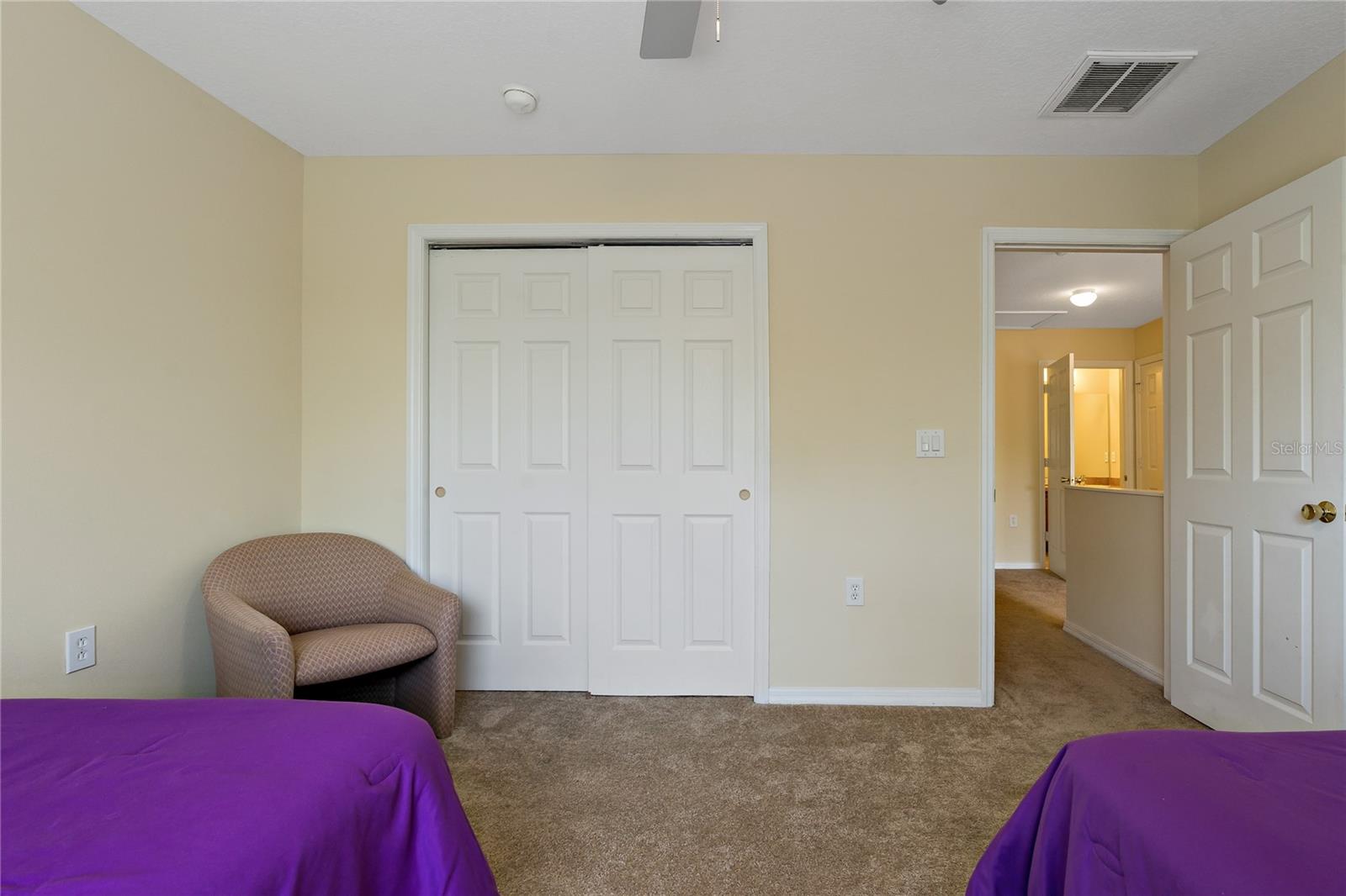 Listing photo id 39 for 20117 Indian Rosewood Drive