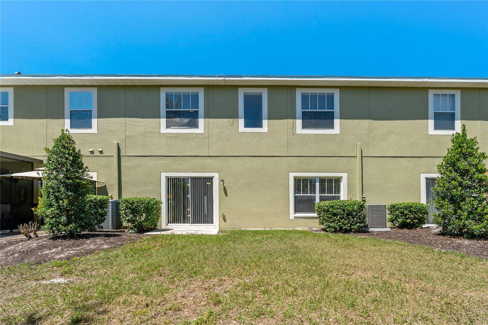 Listing photo id 42 for 20117 Indian Rosewood Drive