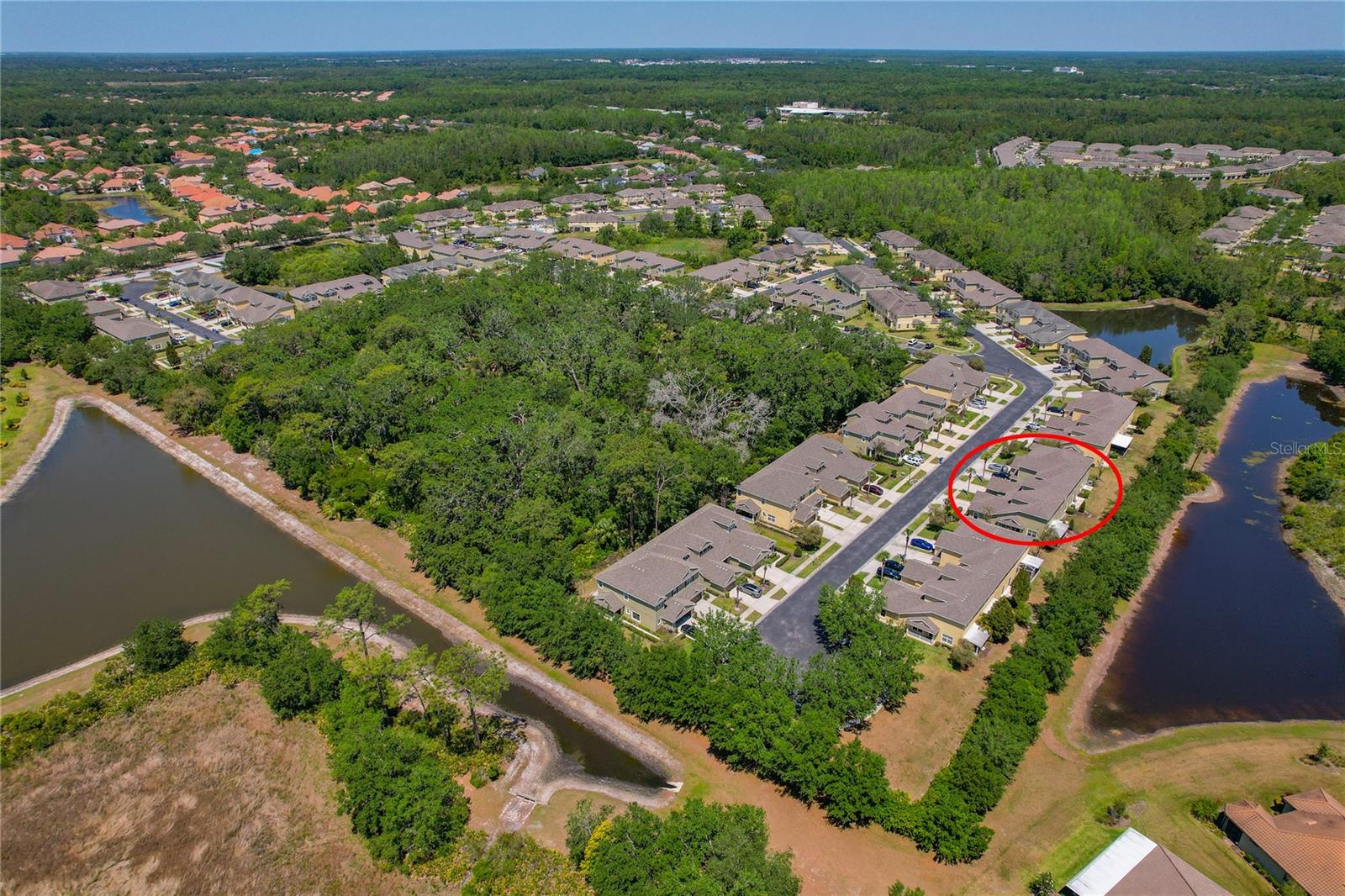 Listing photo id 53 for 20117 Indian Rosewood Drive