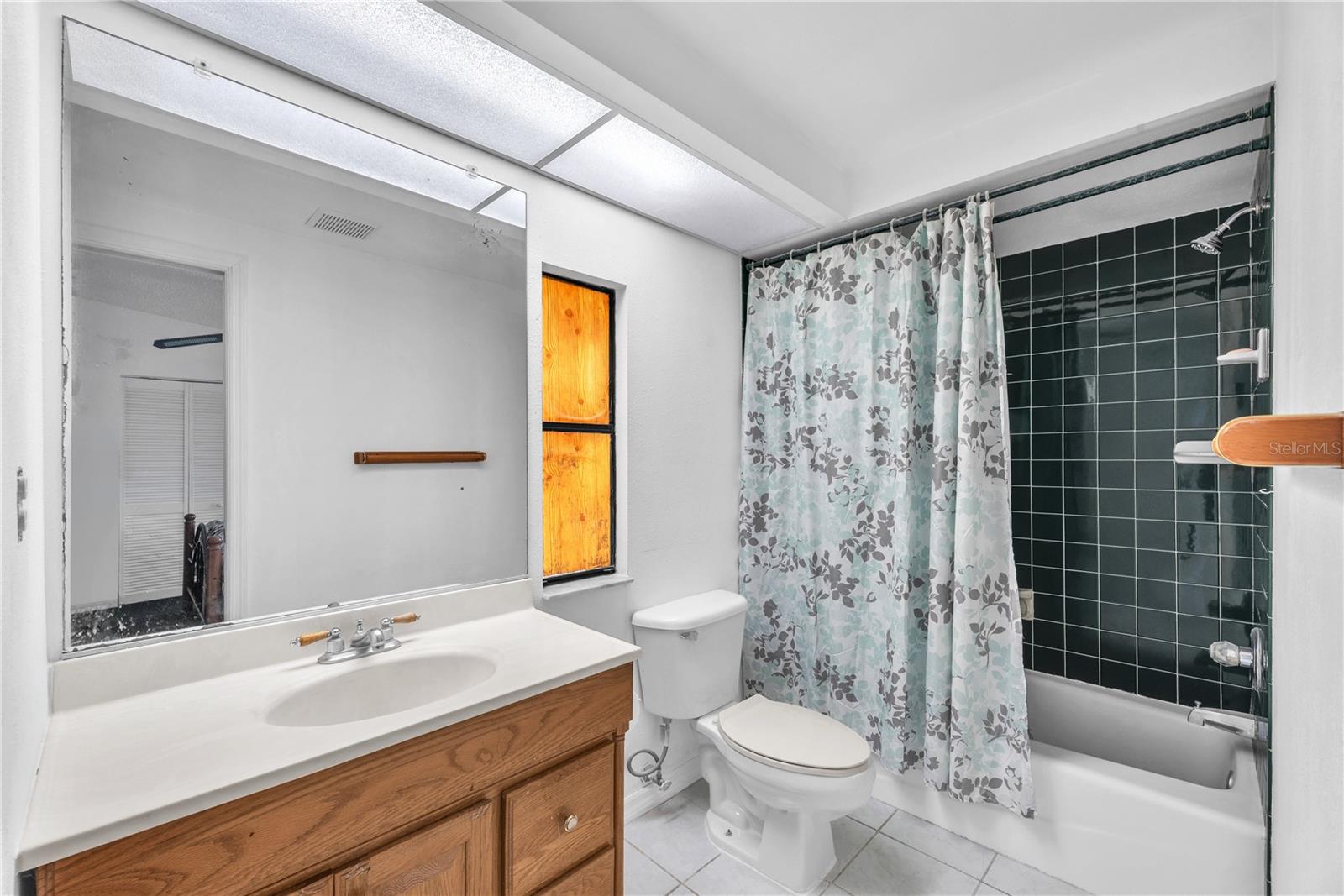 Image 13 of 26 For 9040 326th Avenue E
