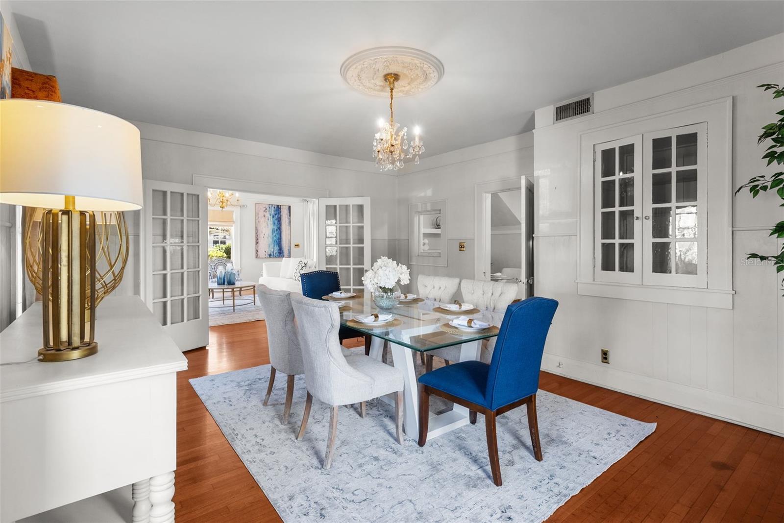 Image 11 of 72 For 701 Edison Avenue