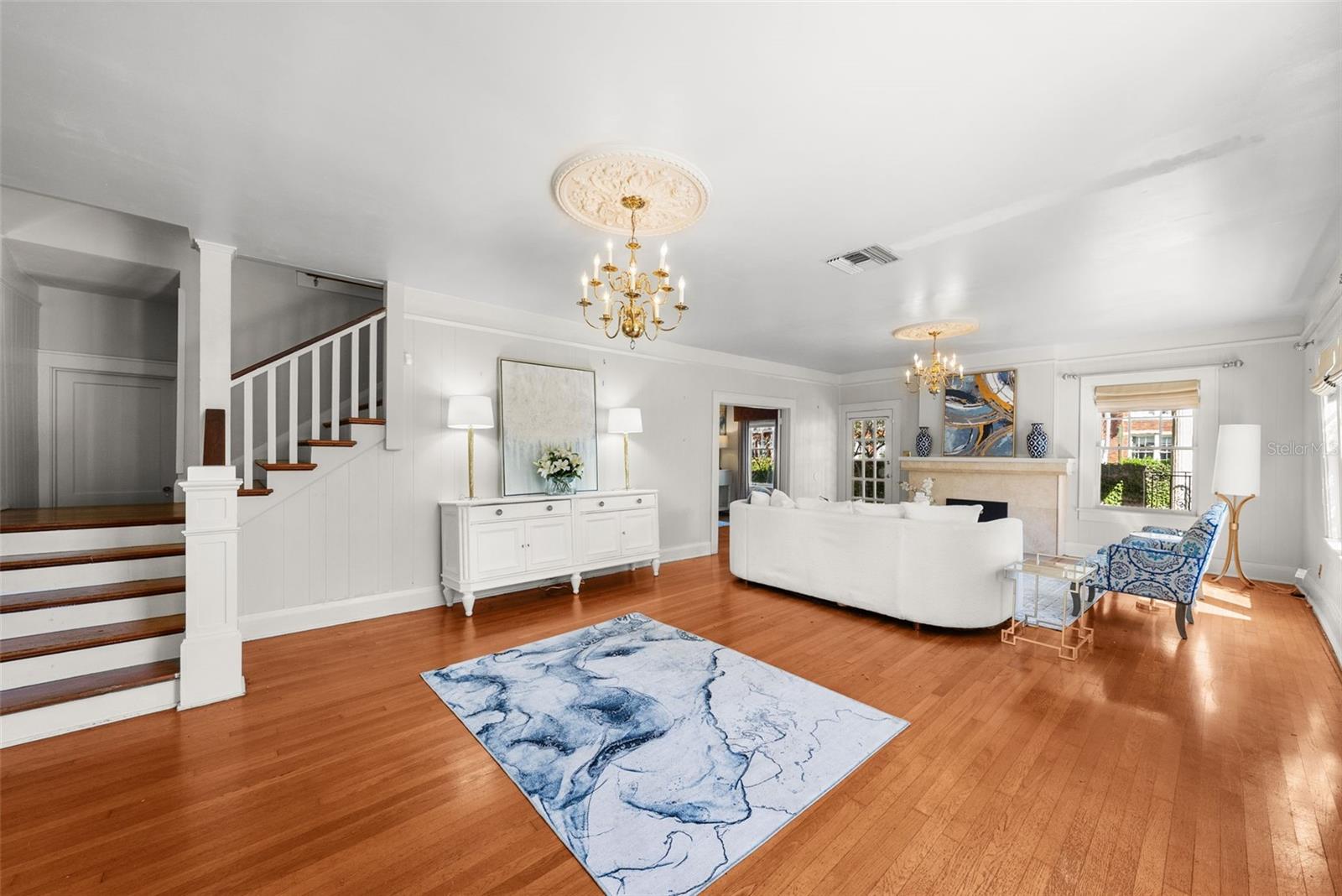 Image 2 of 72 For 701 Edison Avenue