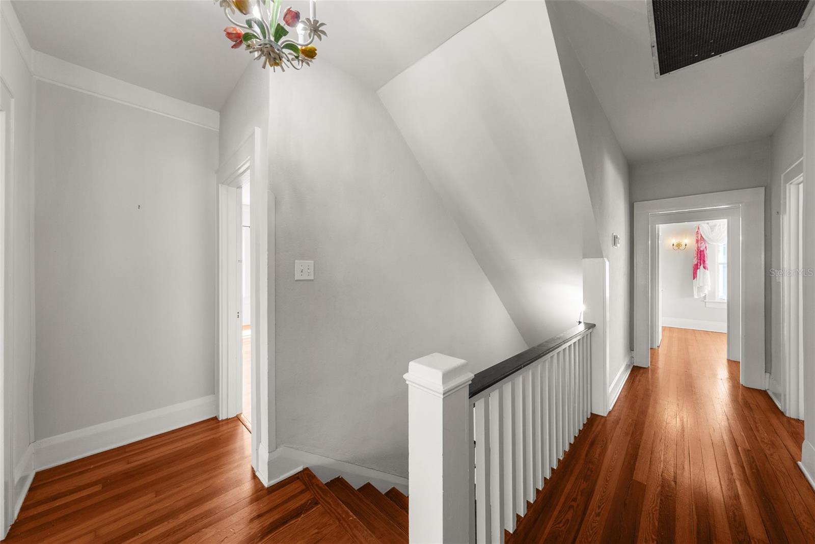Image 29 of 72 For 701 Edison Avenue
