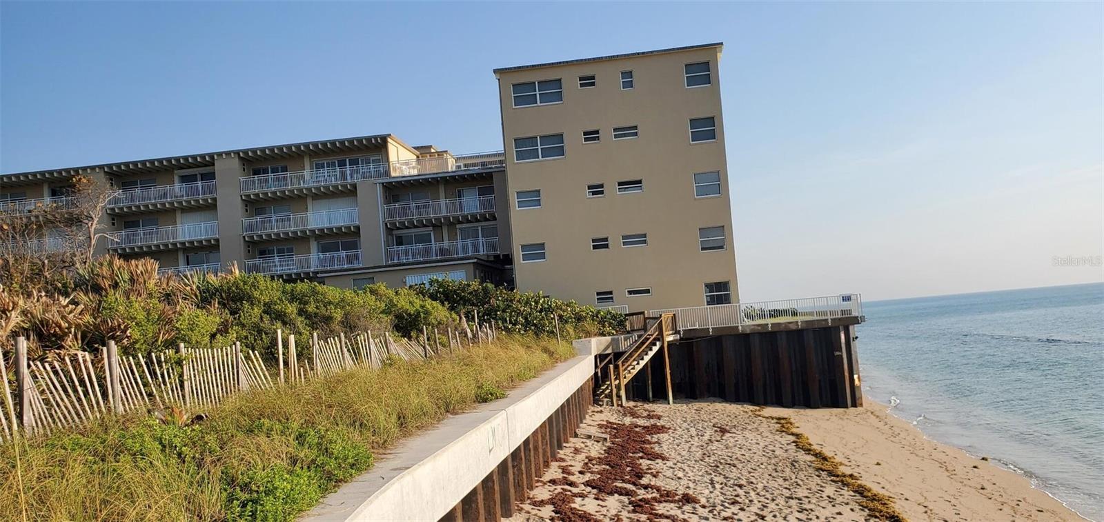 Image 21 of 46 For 4500 Ocean Boulevard 309