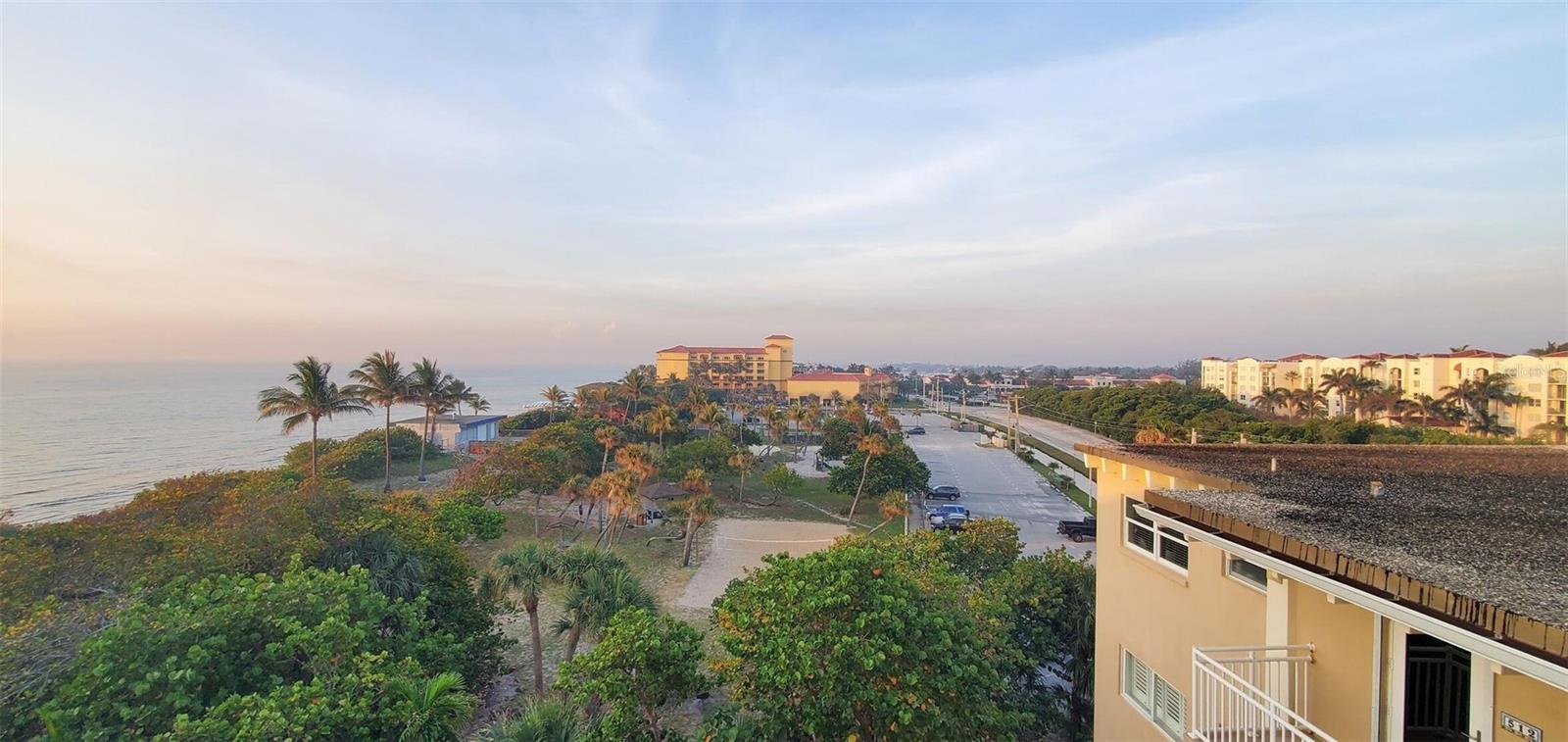 Image 22 of 46 For 4500 Ocean Boulevard 309