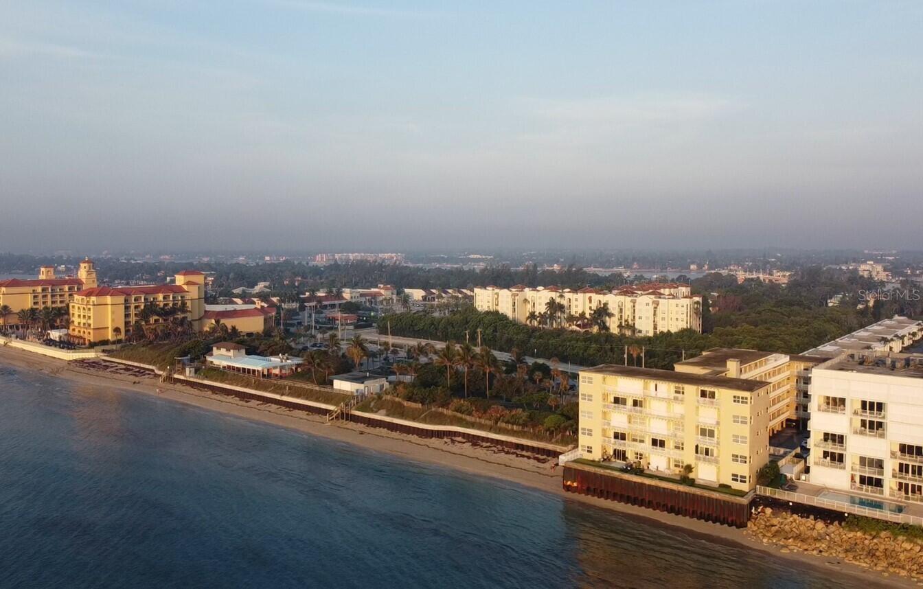 Image 23 of 46 For 4500 Ocean Boulevard 309