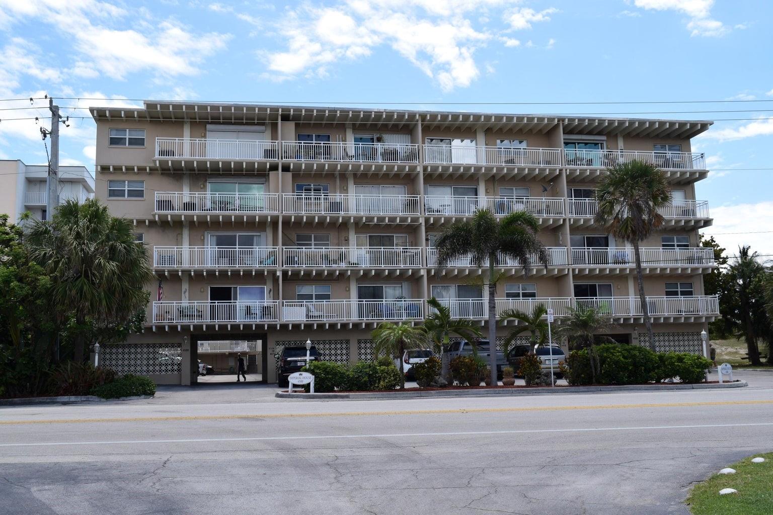 Image 36 of 46 For 4500 Ocean Boulevard 309