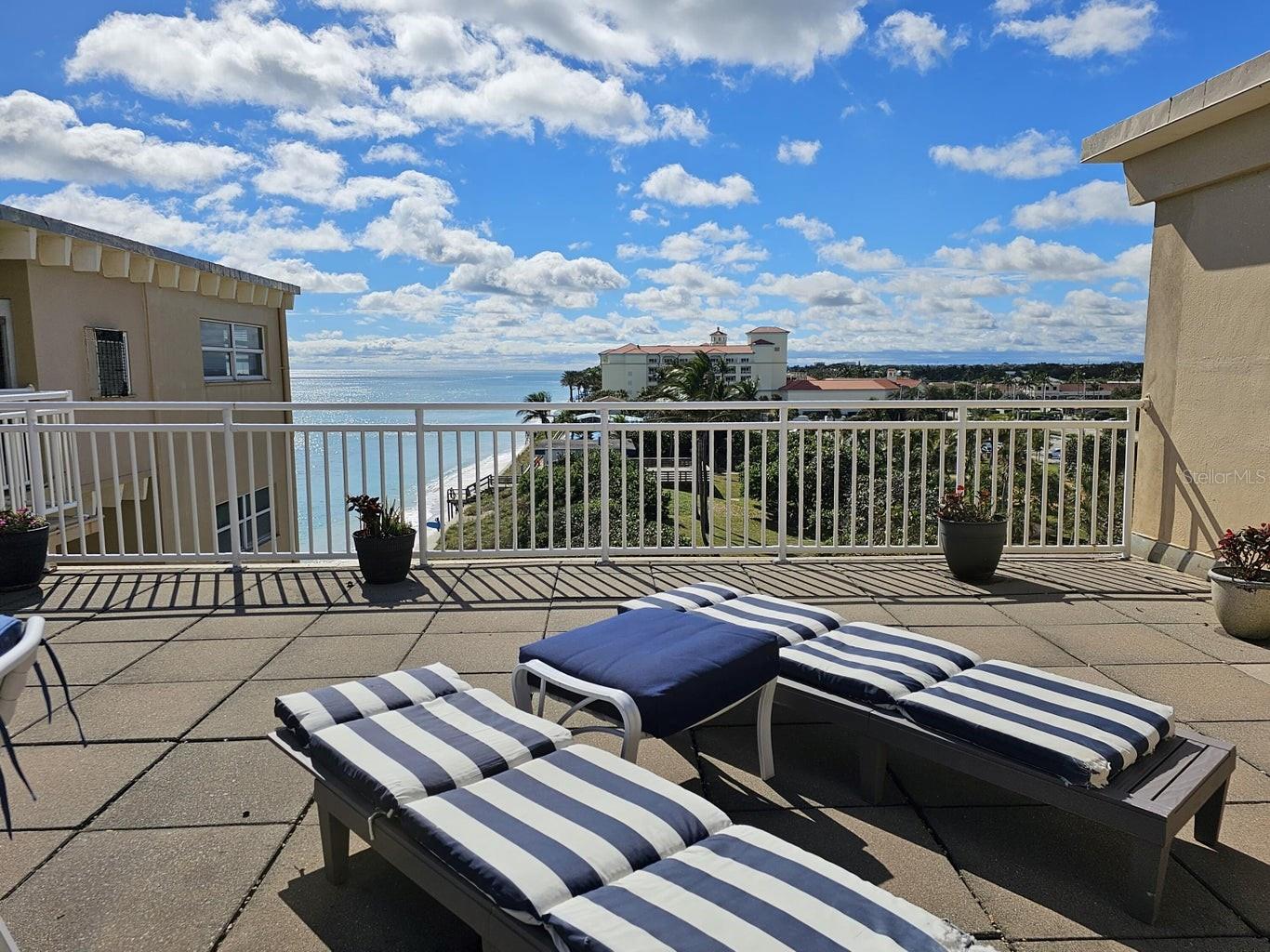 Image 5 of 46 For 4500 Ocean Boulevard 309