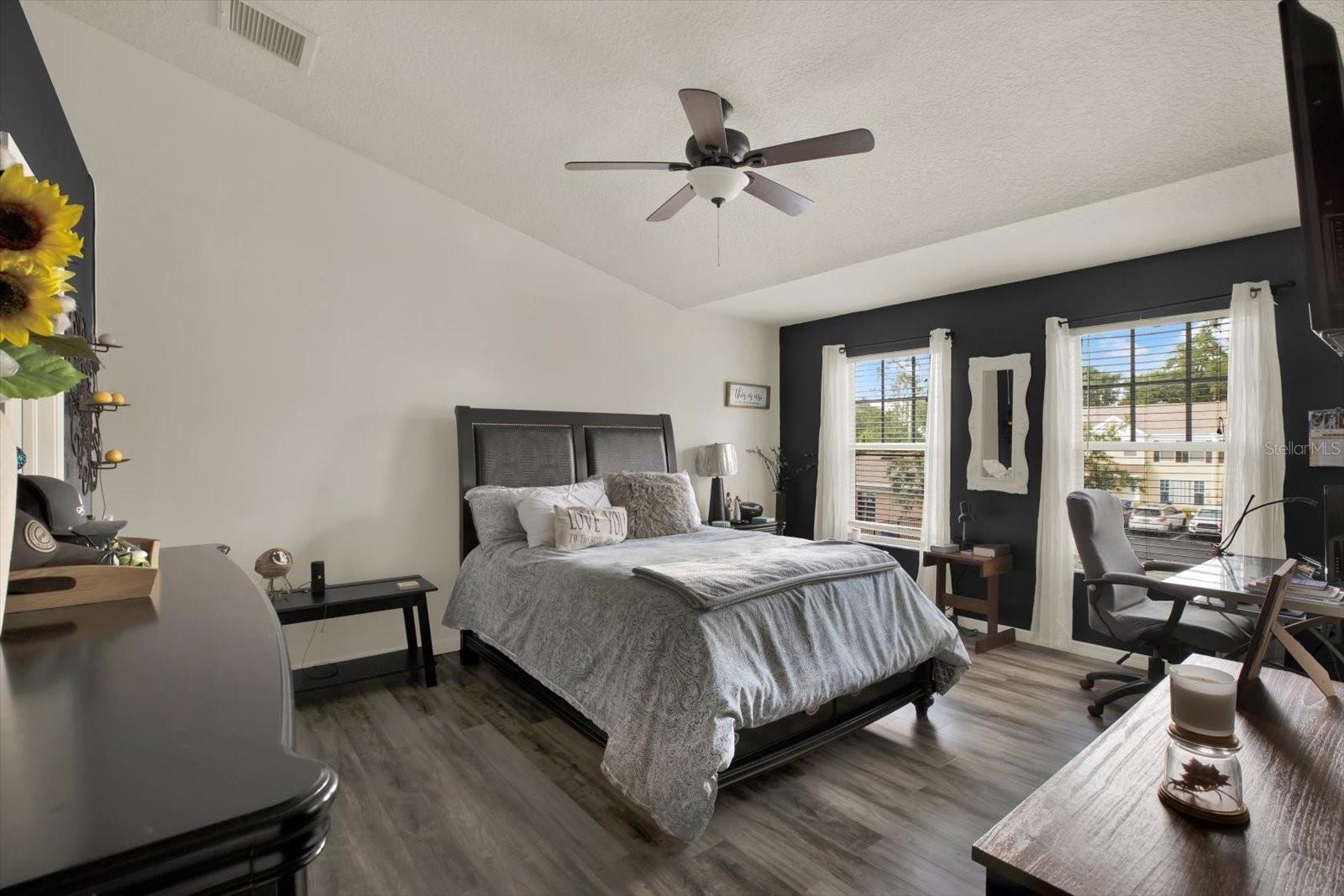 Image 11 of 22 For 11041 Black Swan Court