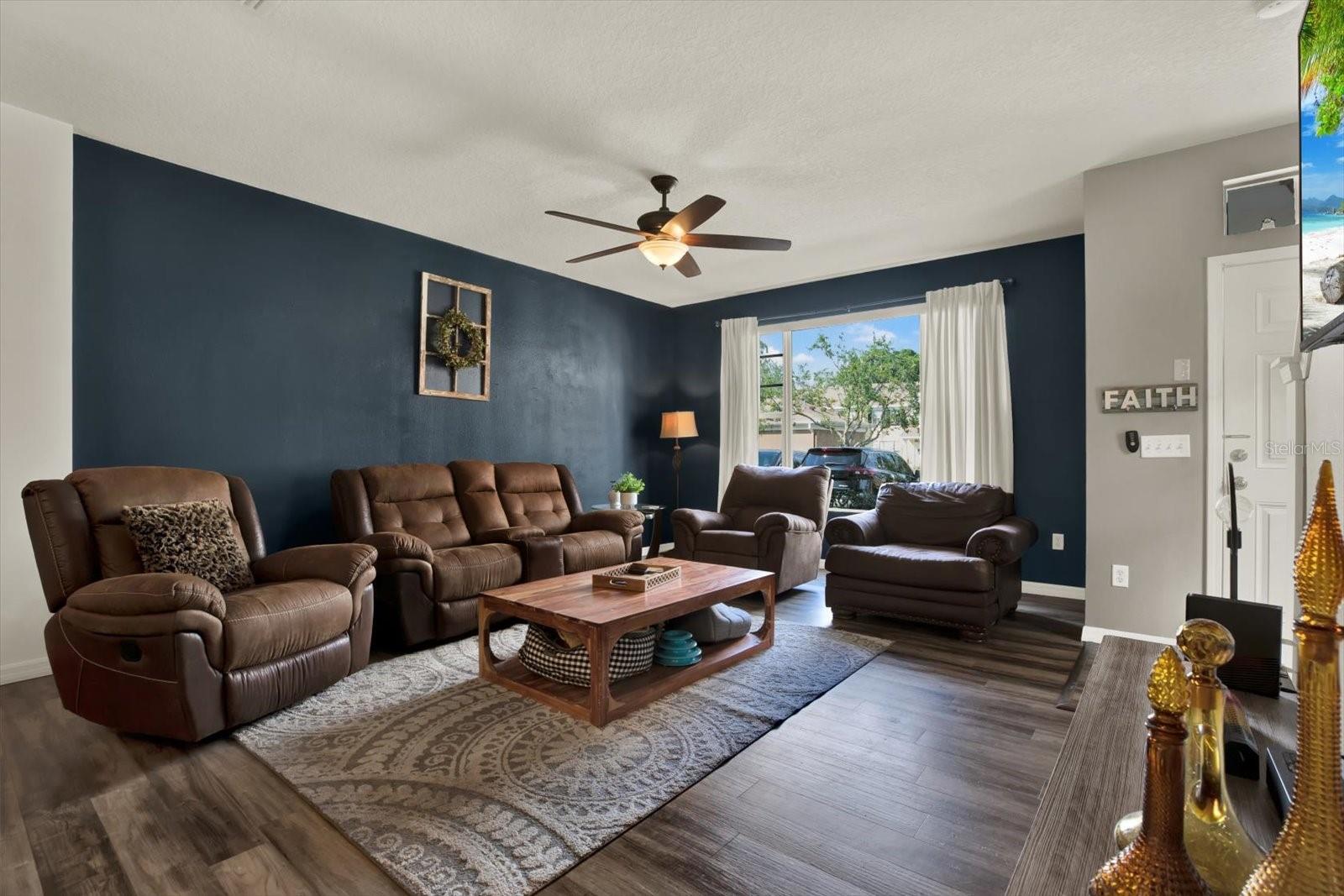 Image 5 of 22 For 11041 Black Swan Court