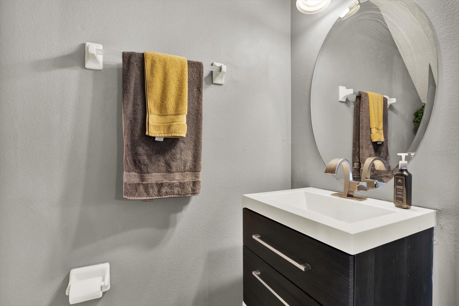 Image 9 of 22 For 11041 Black Swan Court