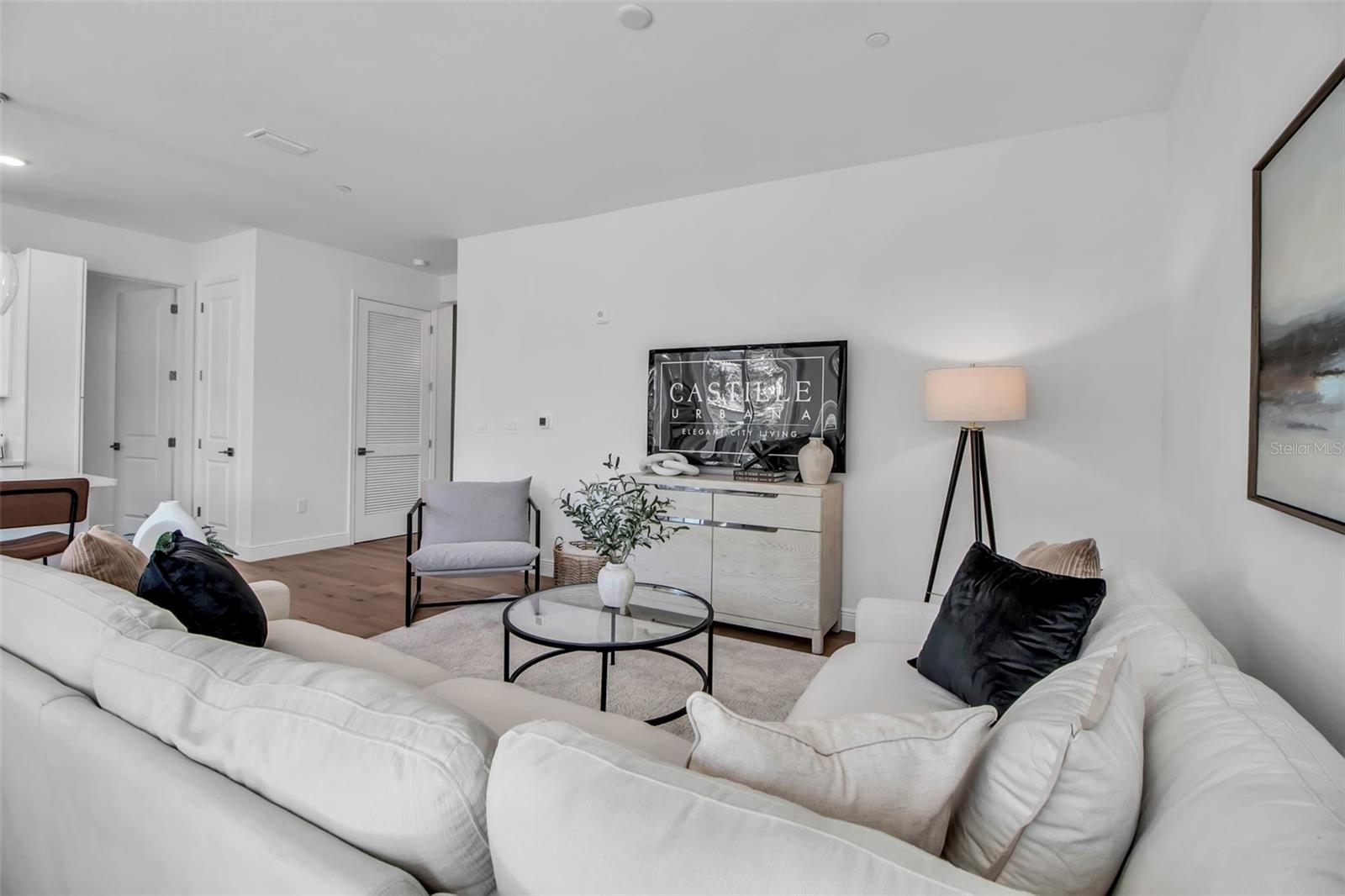 Image 19 of 48 For 600 3rd Avenue S 201