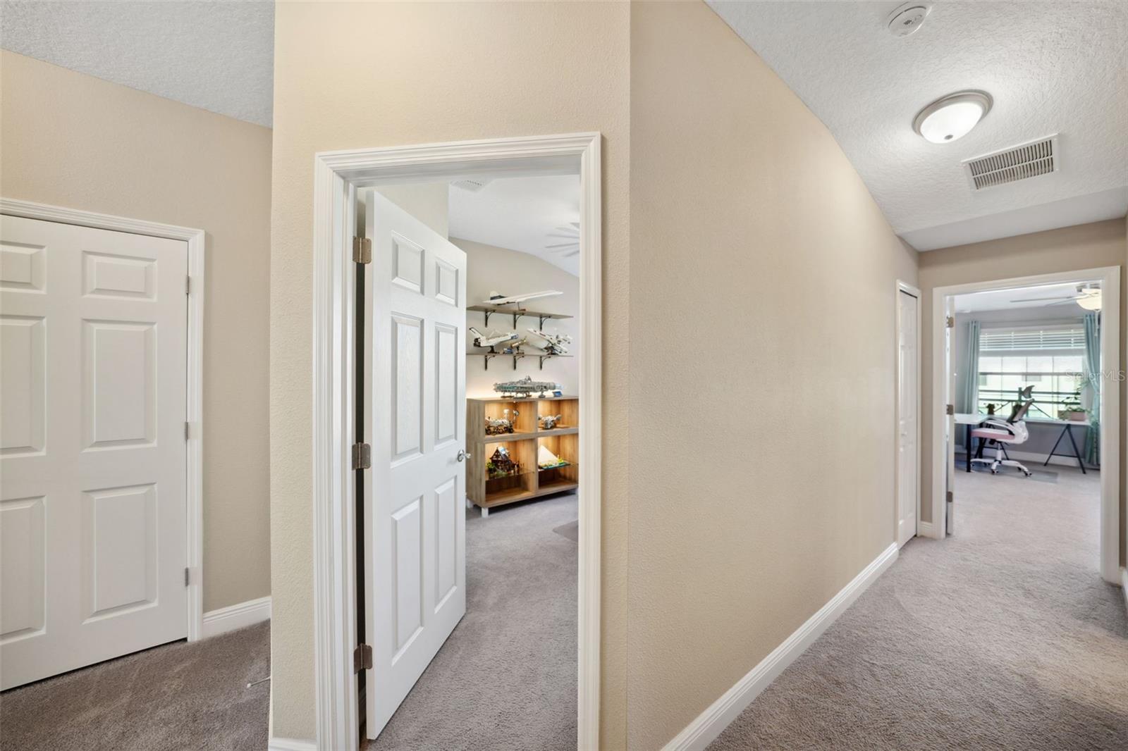 Image 41 of 63 For 11548 Crowned Sparrow Lane