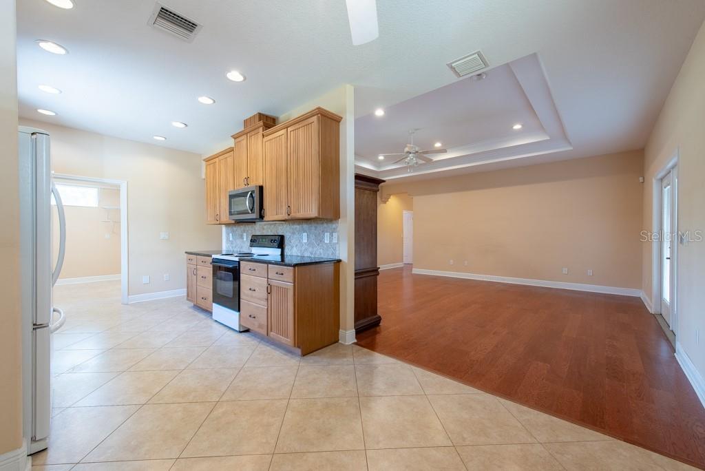 Image 10 of 64 For 4416 Tevalo Drive