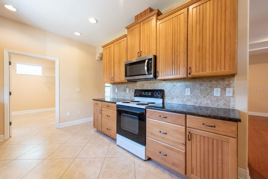 Image 14 of 64 For 4416 Tevalo Drive