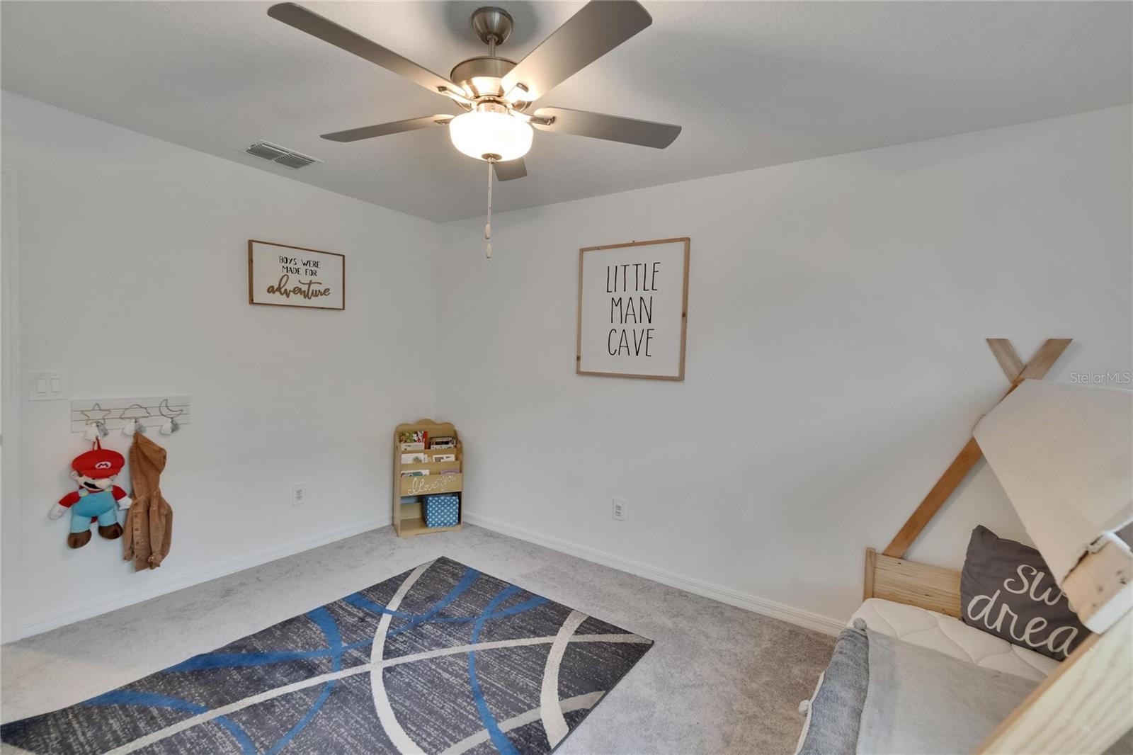 Image 45 of 95 For 34780 Rainville Loop