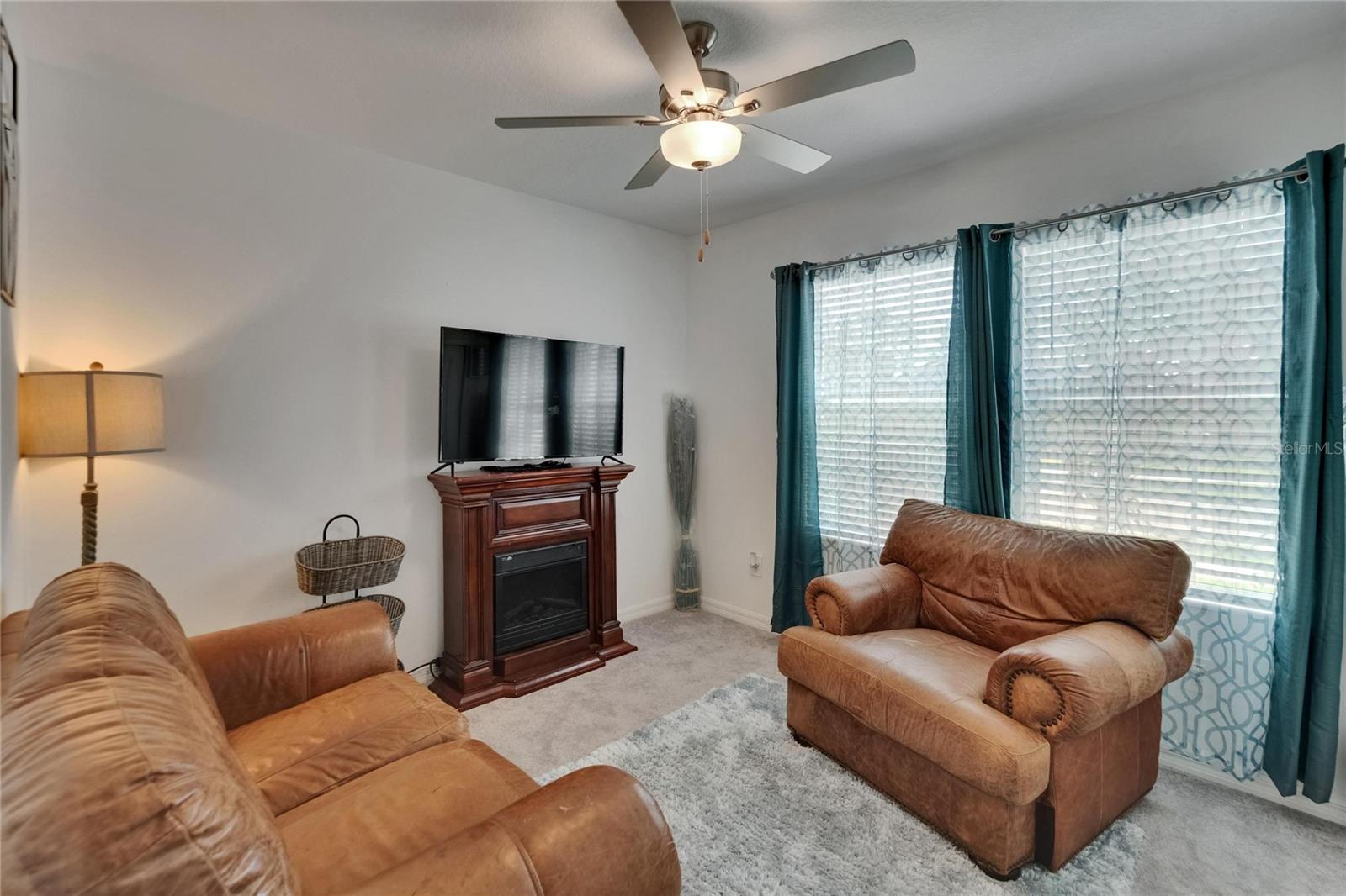 Image 6 of 95 For 34780 Rainville Loop