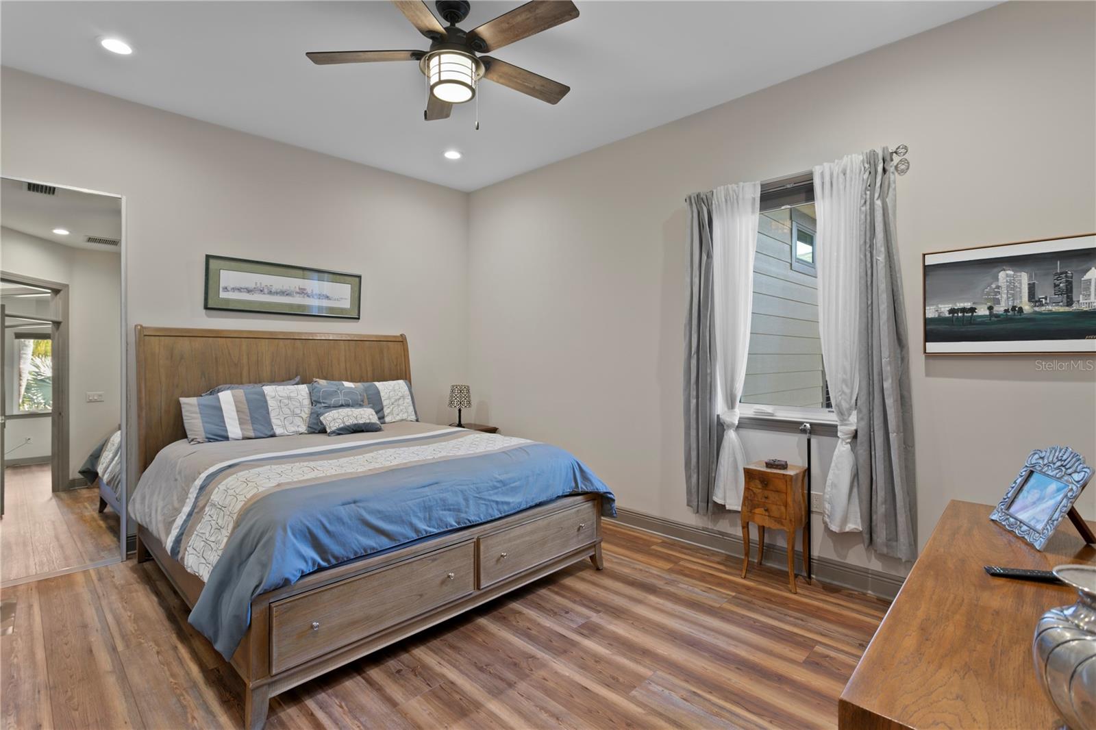 Image 25 of 99 For 7508 Ola Avenue