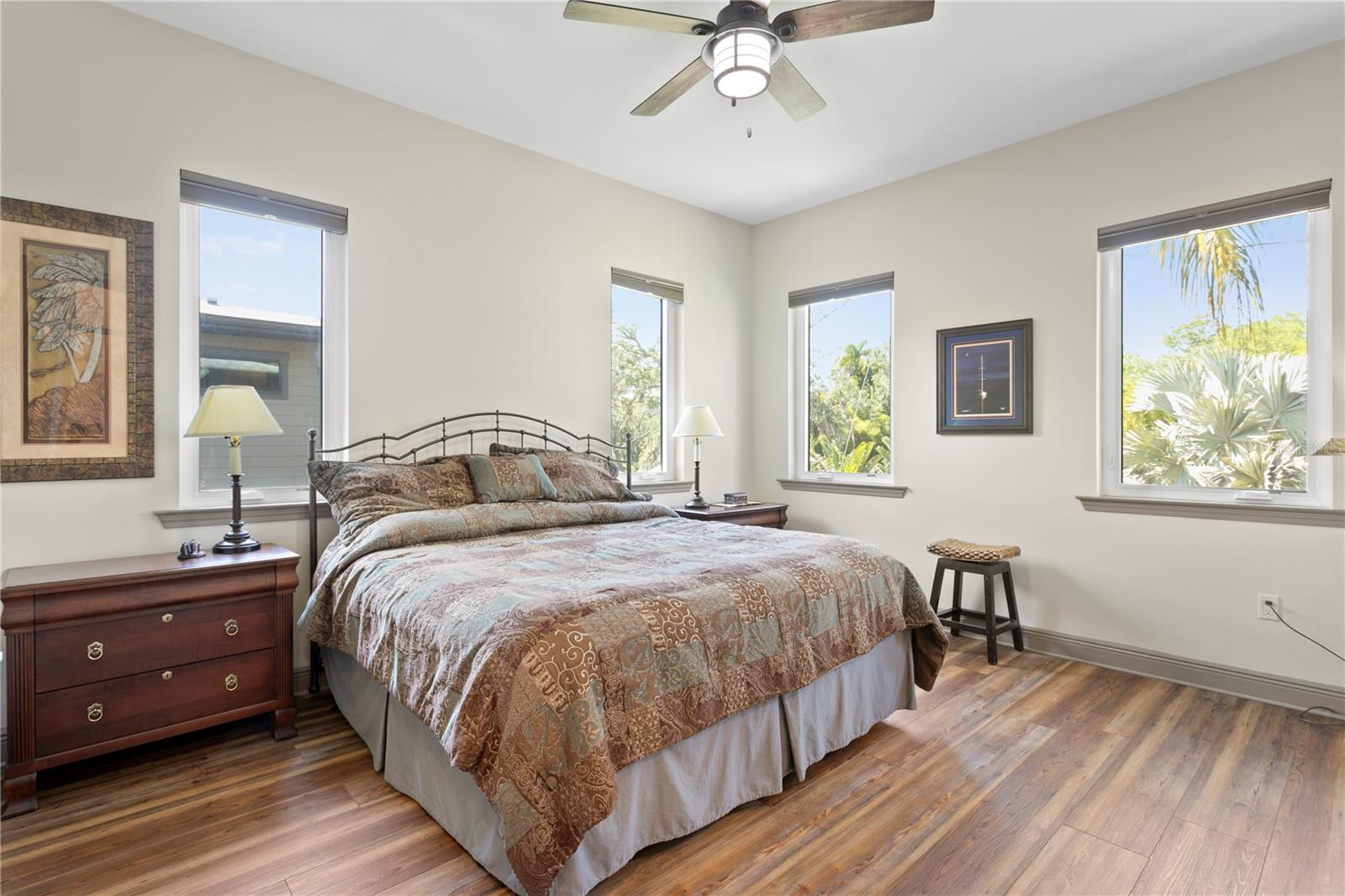 Image 27 of 99 For 7508 Ola Avenue