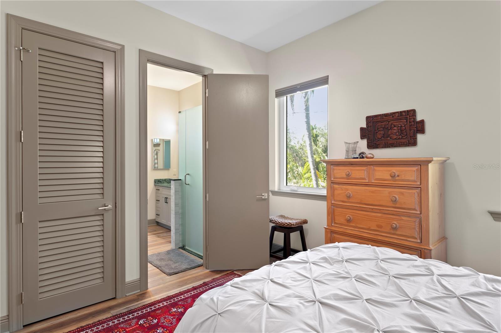 Image 33 of 99 For 7508 Ola Avenue