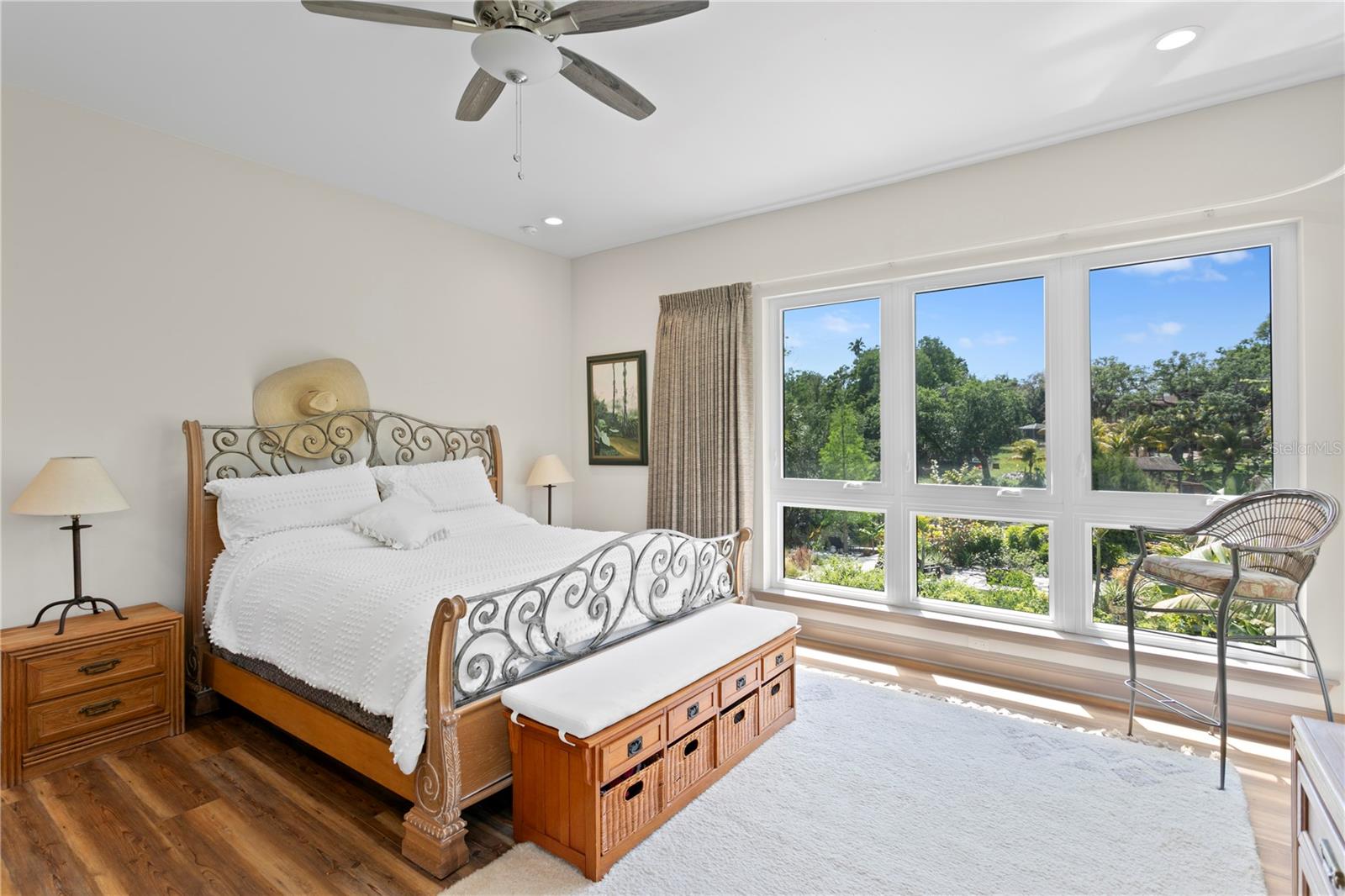 Image 36 of 99 For 7508 Ola Avenue