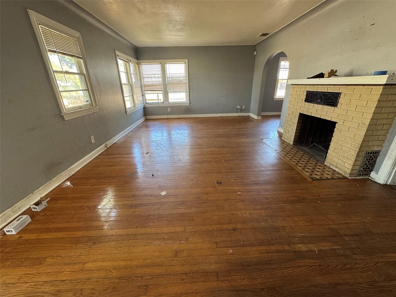 Image 6 of 11 For 536 89th Avenue N