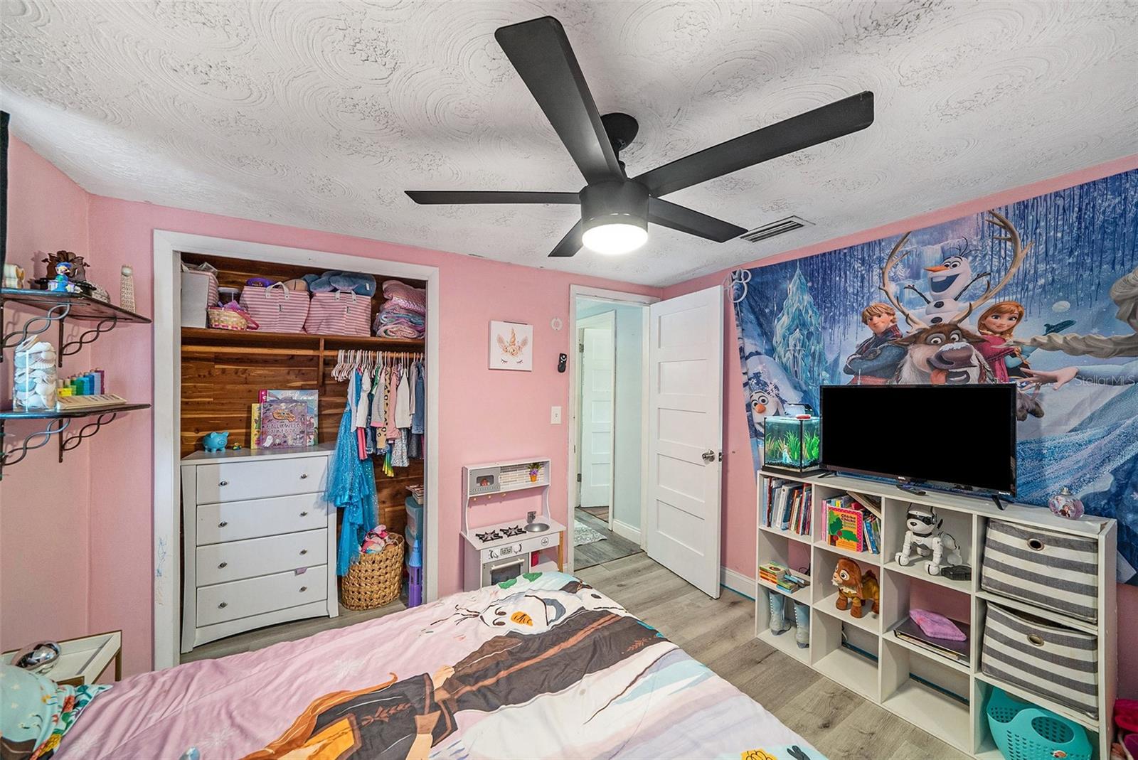 Image 13 of 17 For 3422 Trask Drive