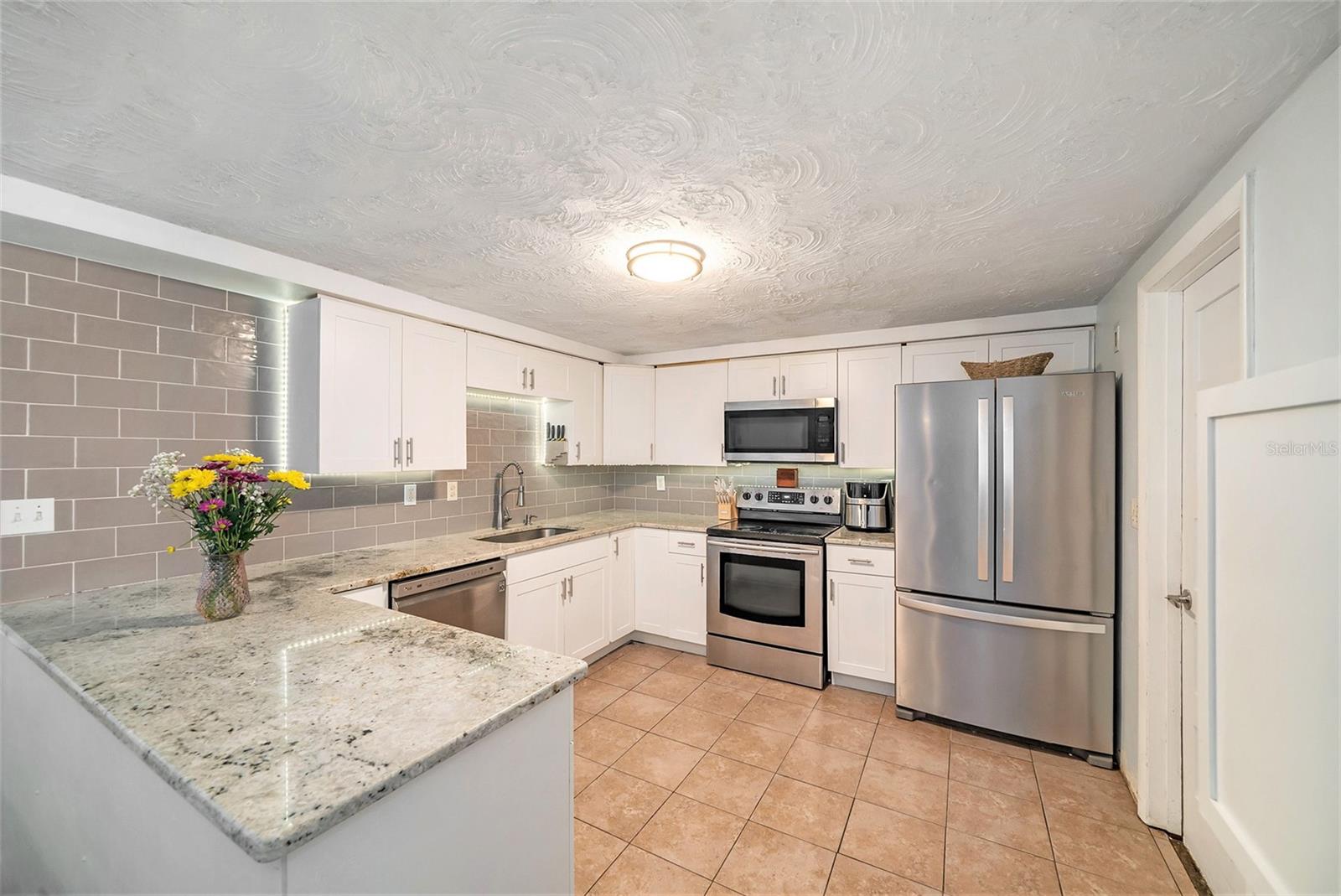 Image 3 of 17 For 3422 Trask Drive