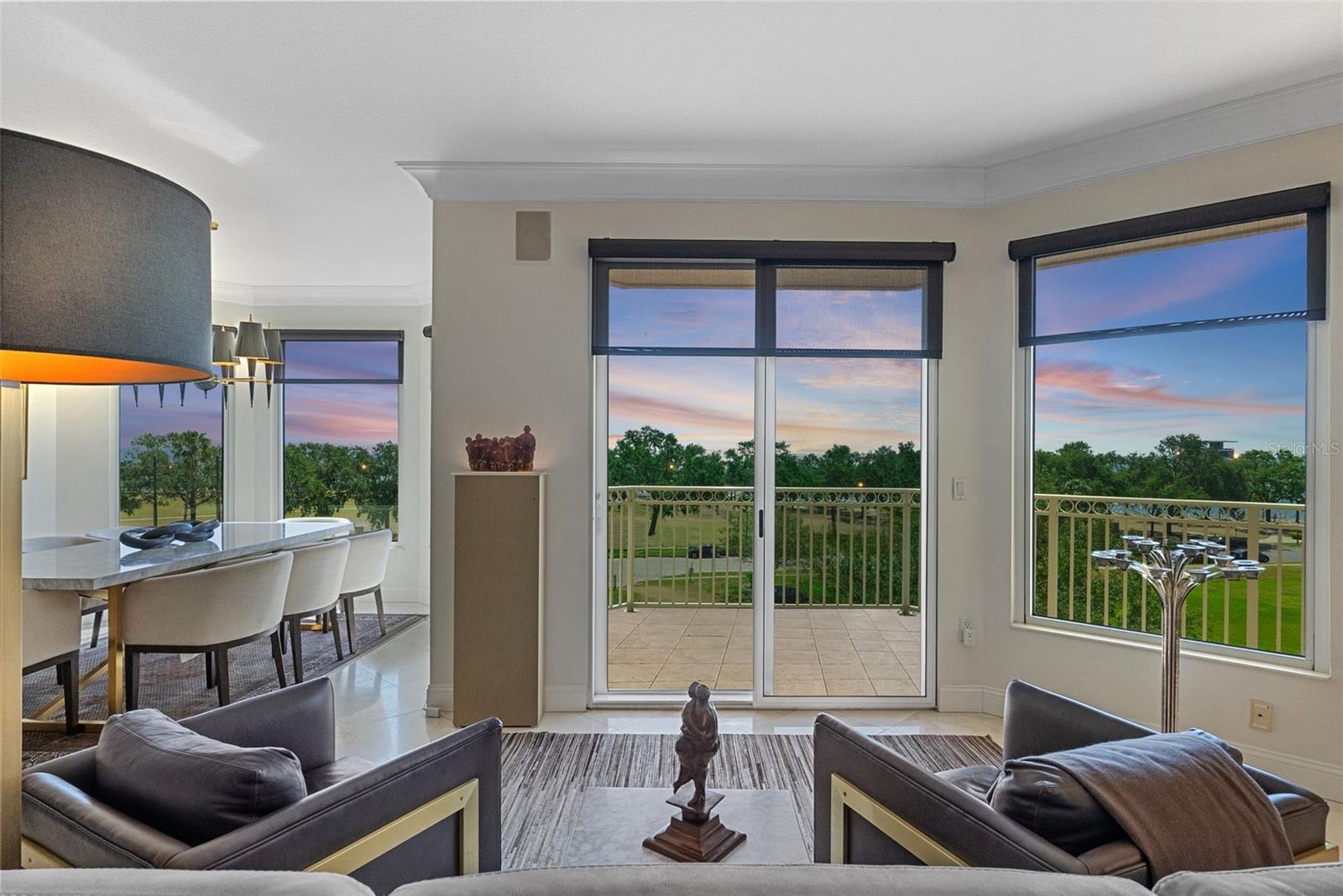Image 13 of 66 For 555 5th Avenue Ne 424