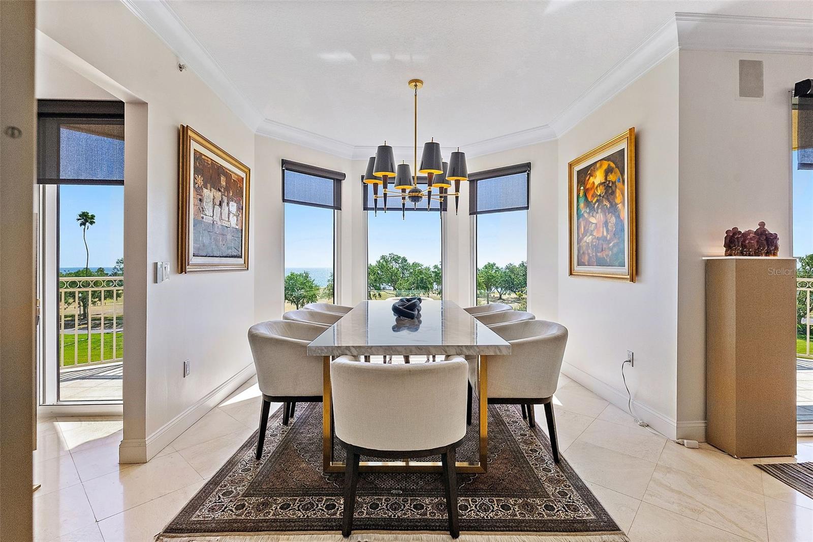 Image 3 of 66 For 555 5th Avenue Ne 424
