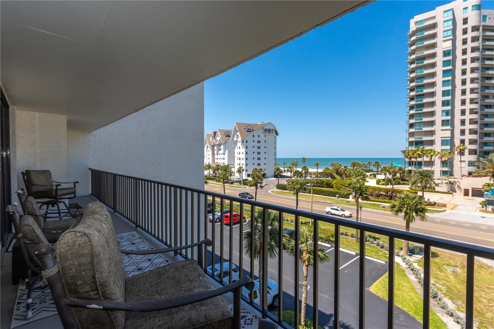 Image 16 of 71 For 1581 Gulf Boulevard 301n