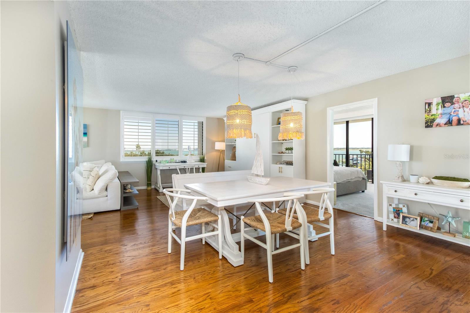 Image 22 of 71 For 1581 Gulf Boulevard 301n