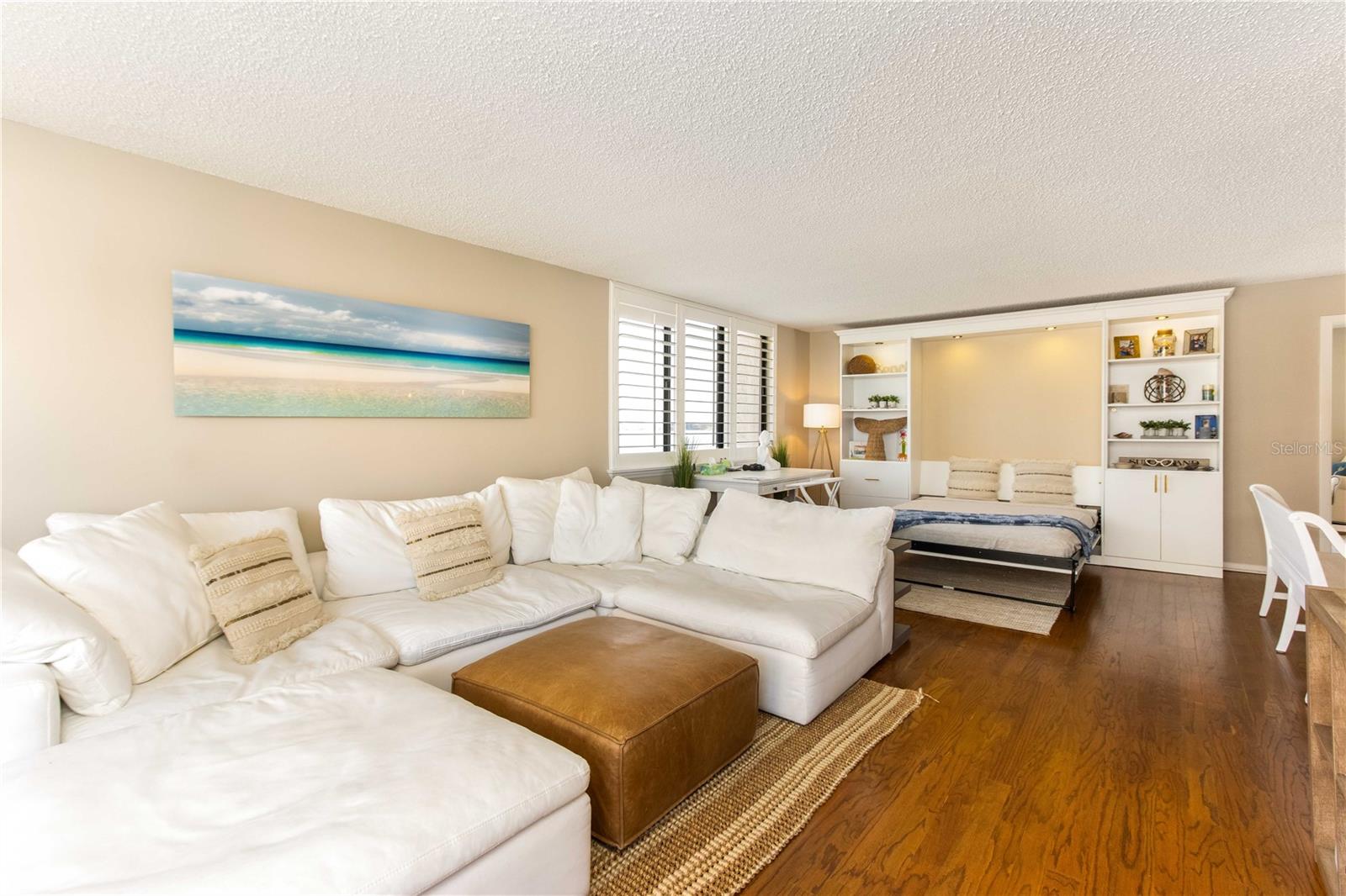 Image 23 of 71 For 1581 Gulf Boulevard 301n
