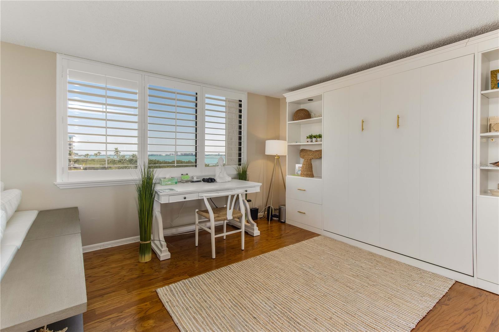 Image 28 of 71 For 1581 Gulf Boulevard 301n