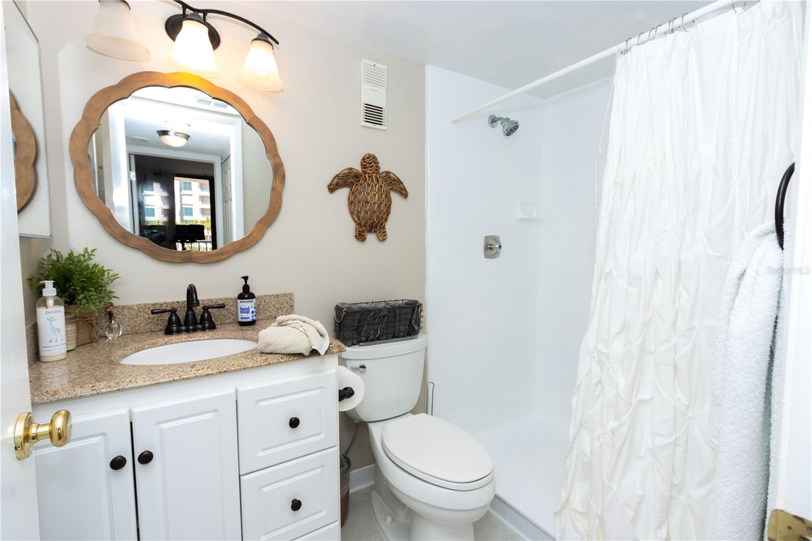Image 39 of 71 For 1581 Gulf Boulevard 301n